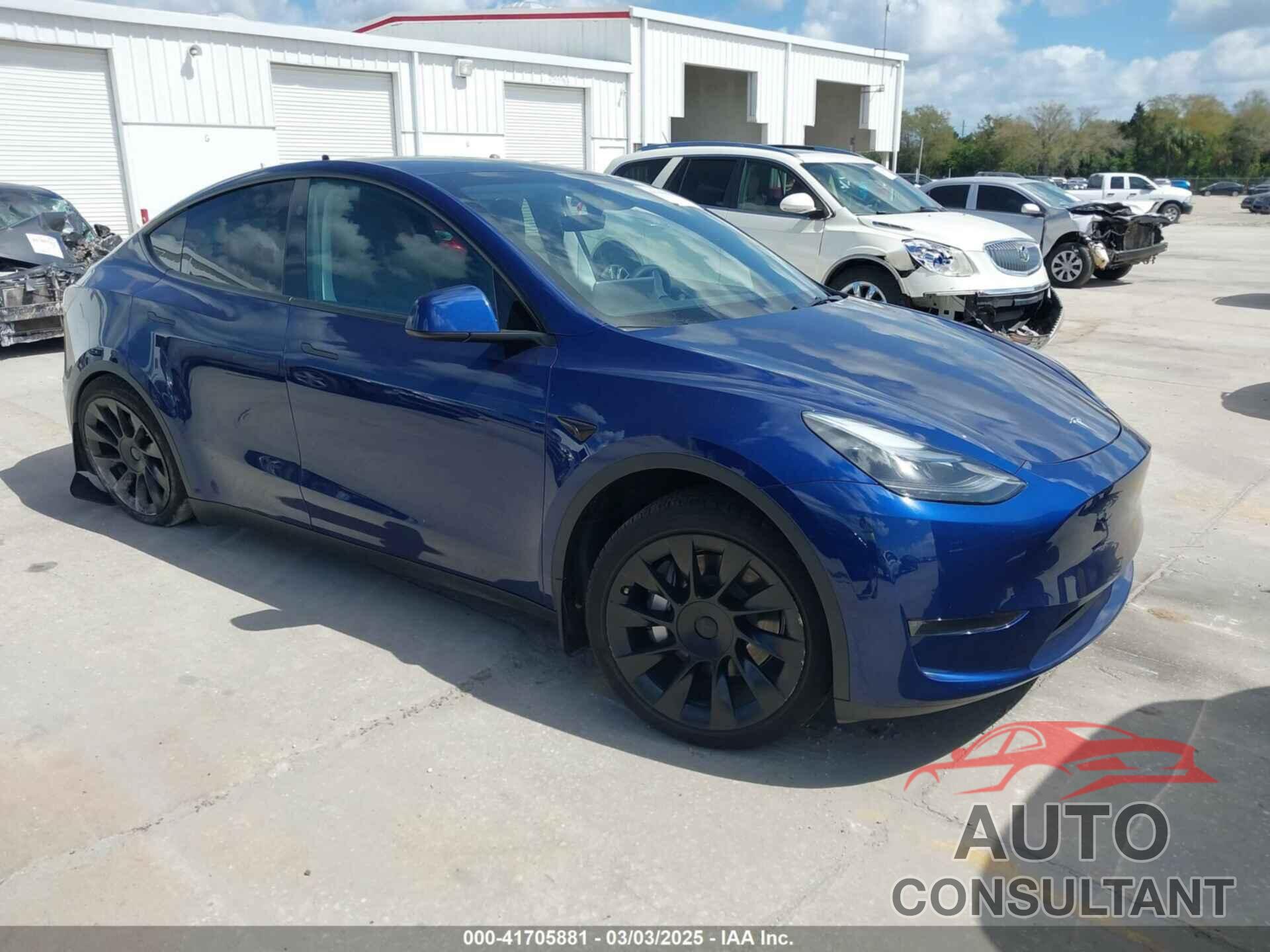 TESLA MODEL Y 2023 - 7SAYGDEE9PA205757