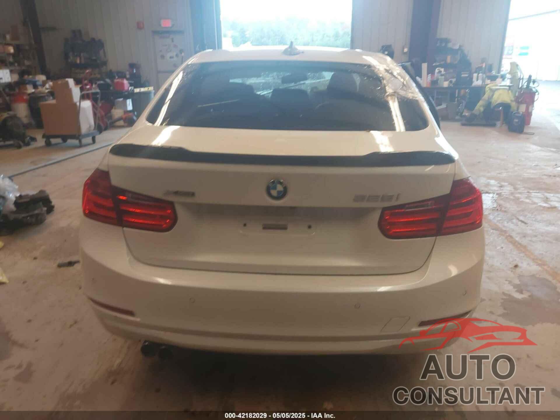 BMW 328I 2015 - WBA3B3G5XFNR87824