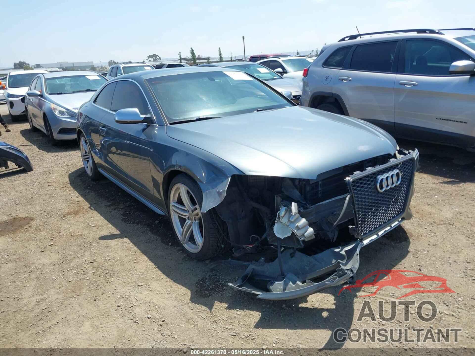 AUDI S5 2012 - WAUCVAFR1CA003642