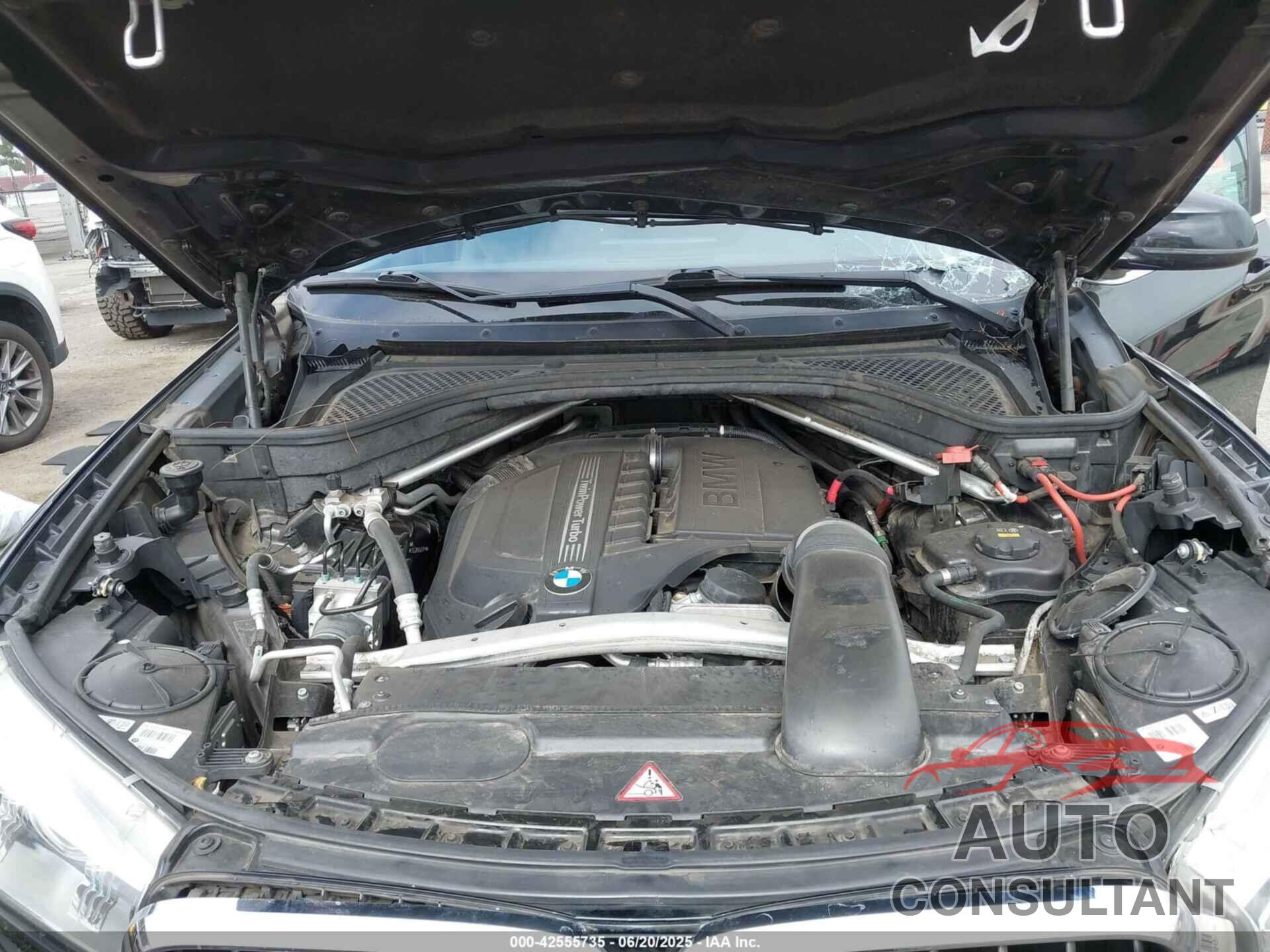 BMW X5 2015 - 5UXKR0C51F0K57827