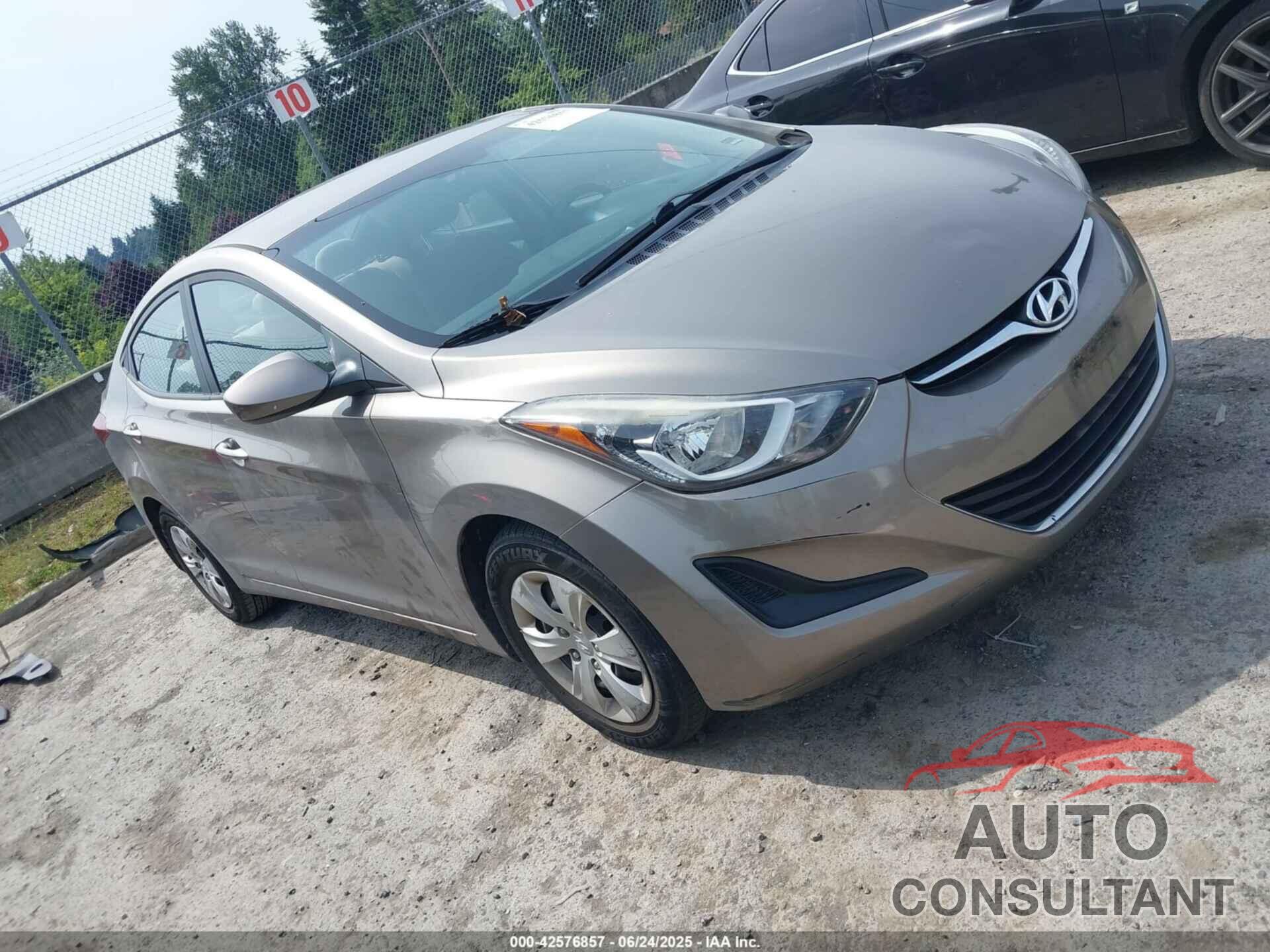 HYUNDAI ELANTRA 2016 - 5NPDH4AE4GH758223