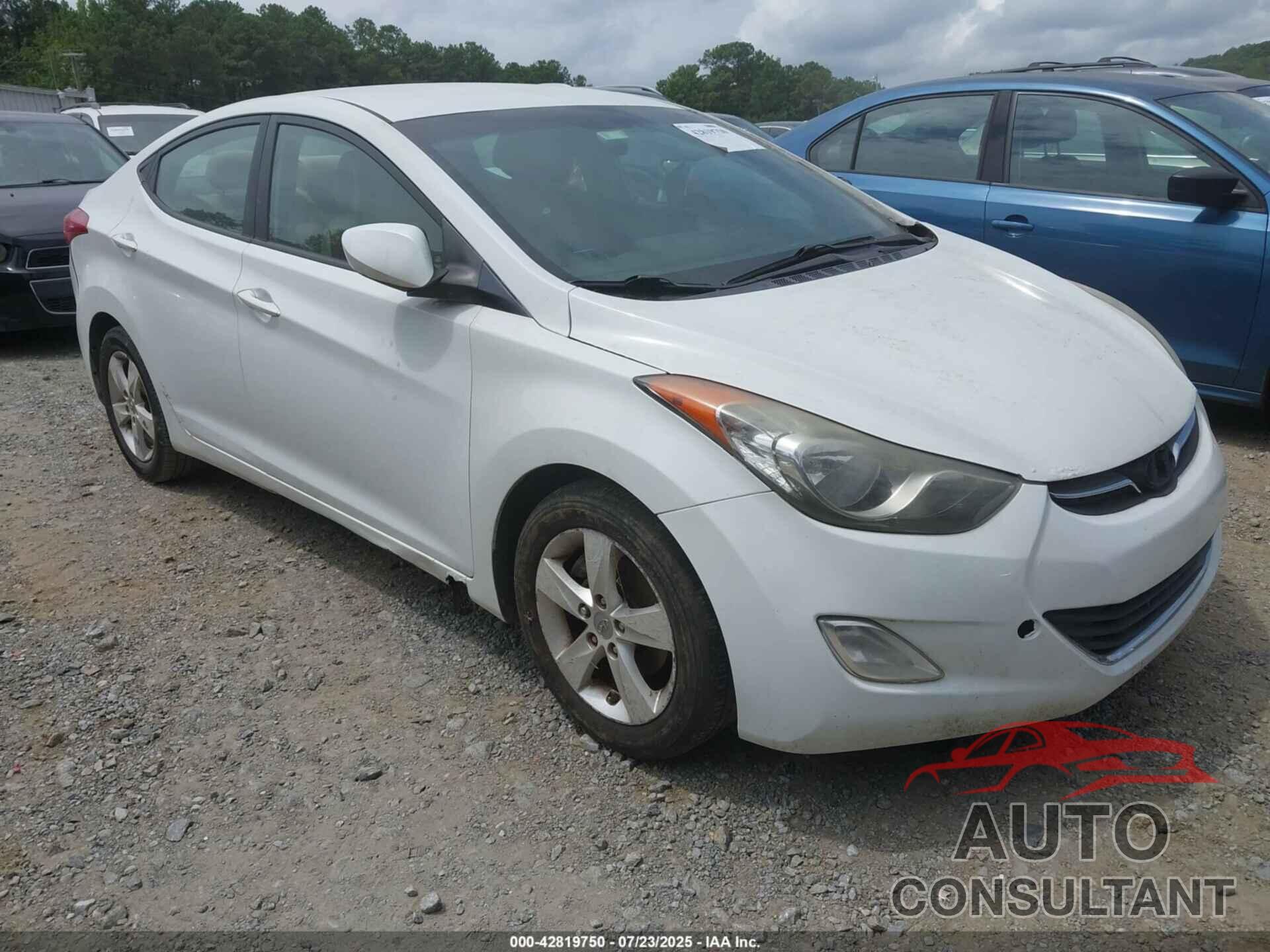 HYUNDAI ELANTRA 2012 - 5NPDH4AE3CH113864
