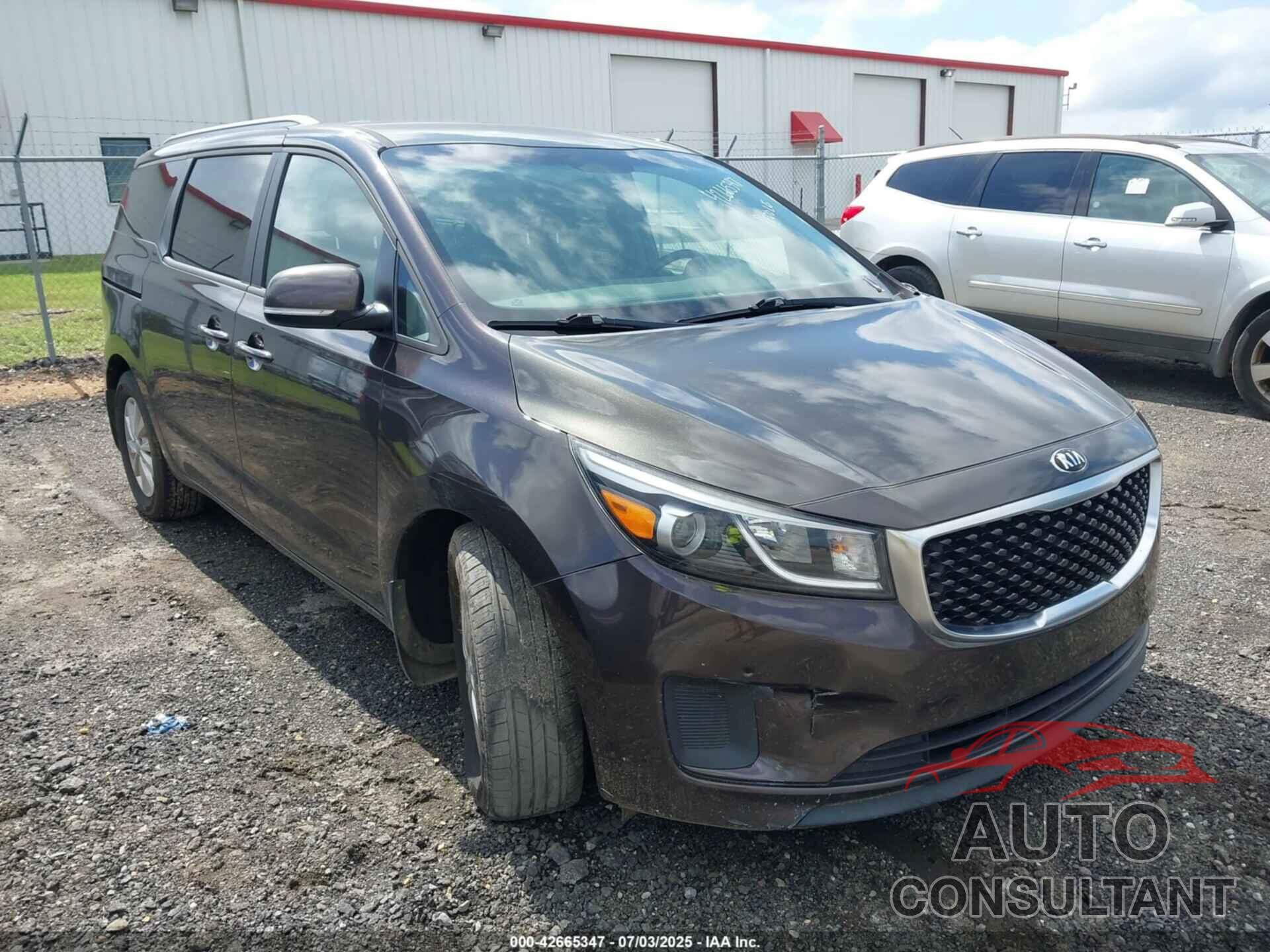 KIA SEDONA 2017 - KNDMB5C18H6325596
