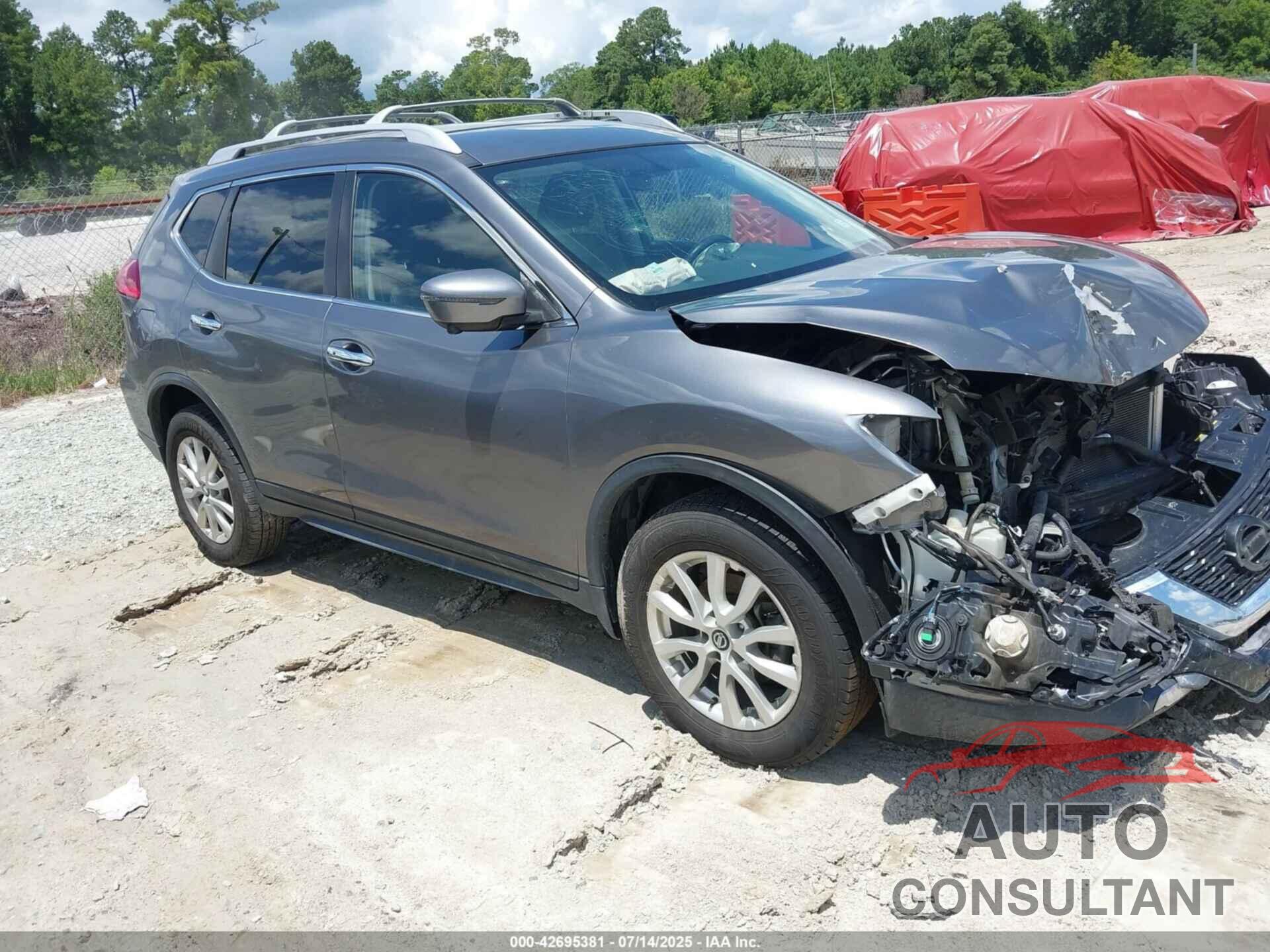NISSAN ROGUE 2017 - KNMAT2MV8HP568304