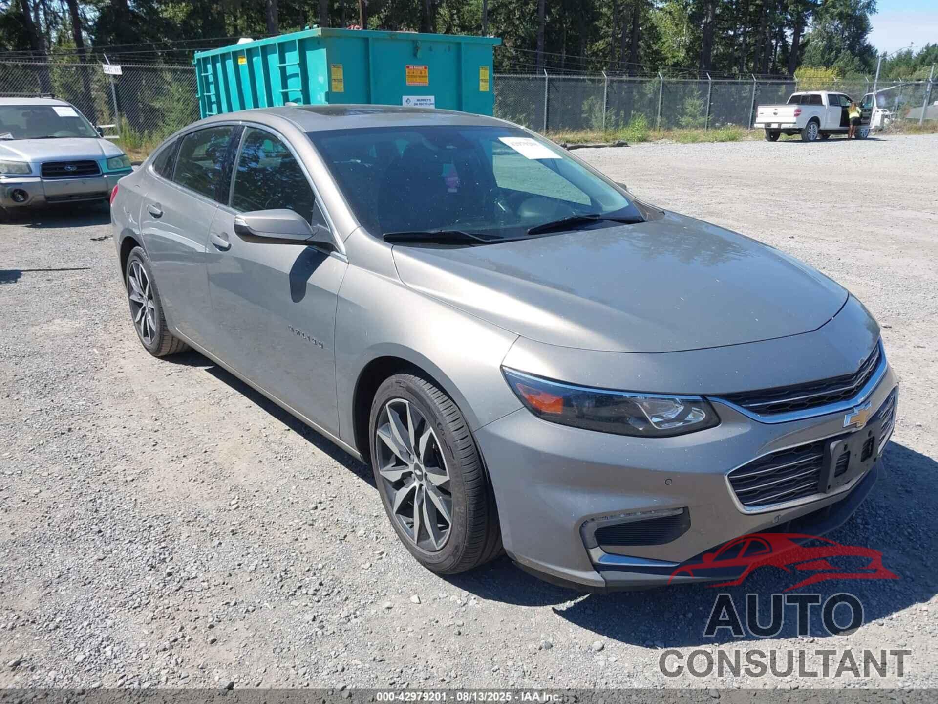 CHEVROLET MALIBU 2018 - 1G1ZD5ST3JF214391