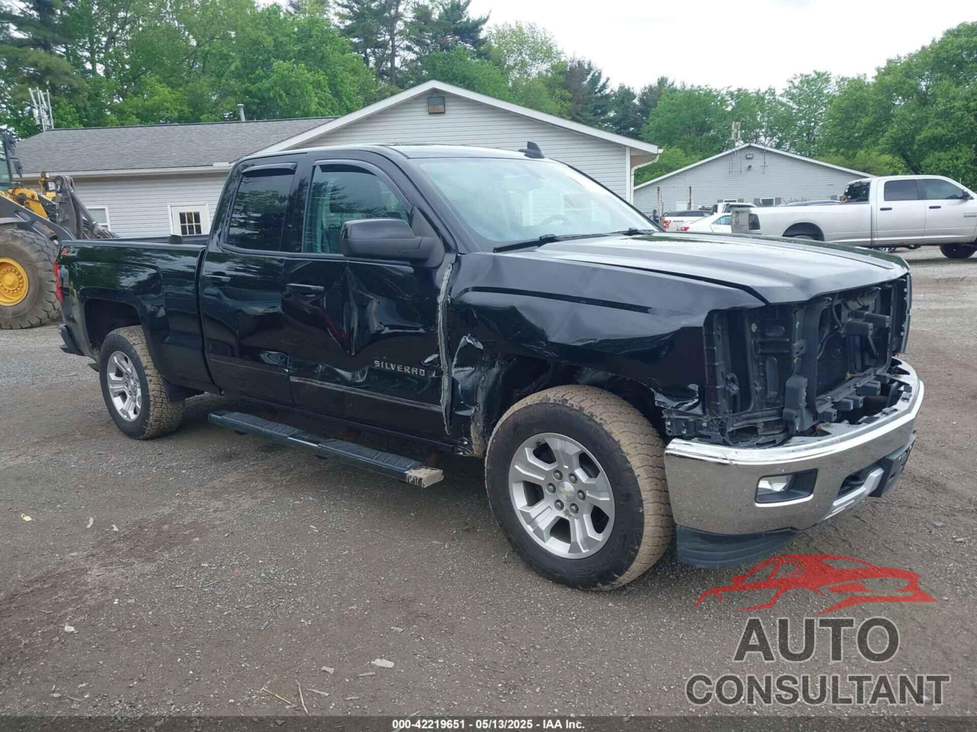 CHEVROLET SILVERADO 1500 2015 - 1GCVKREC3FZ439821