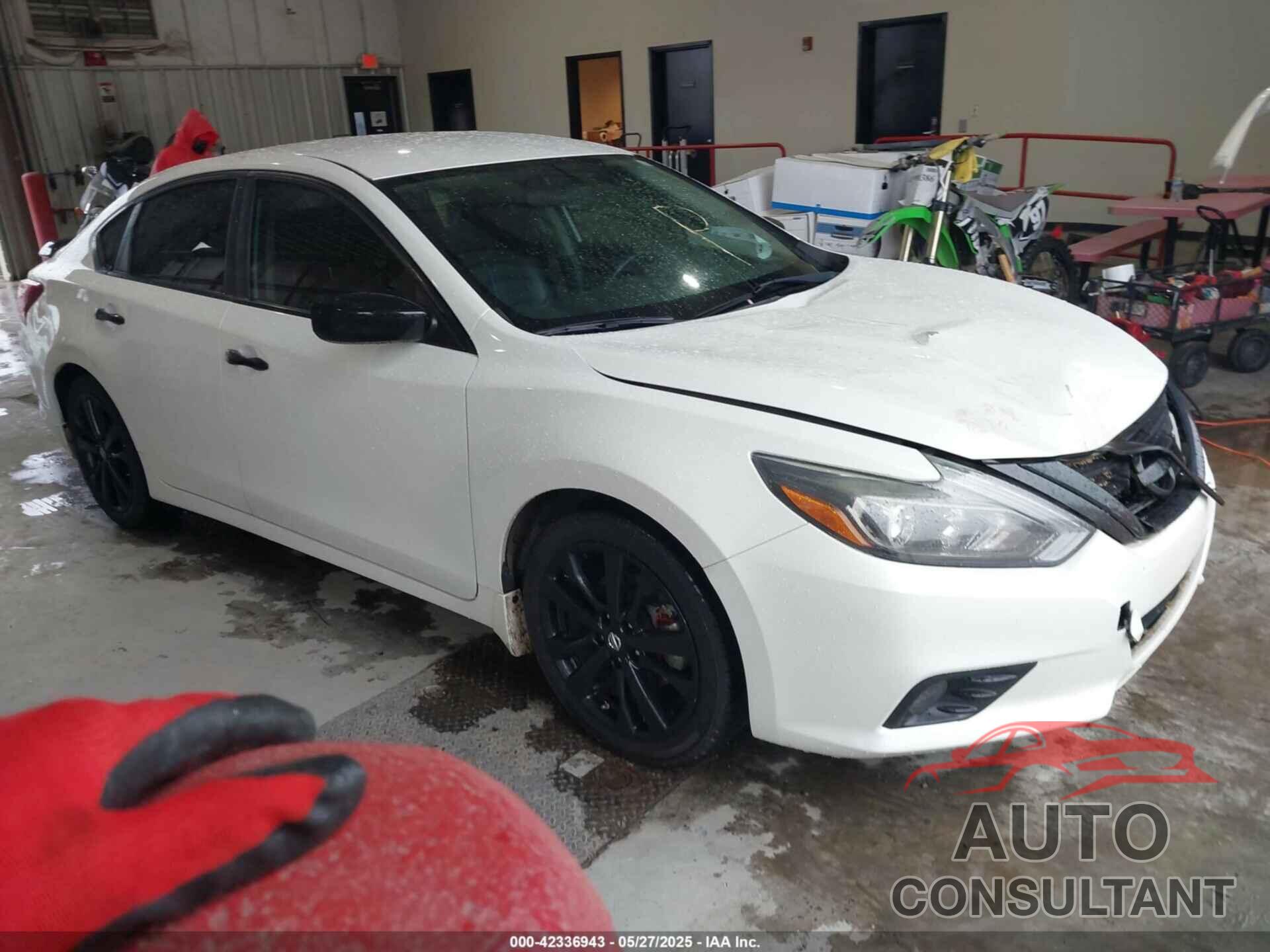 NISSAN ALTIMA 2018 - 1N4AL3AP6JC161855