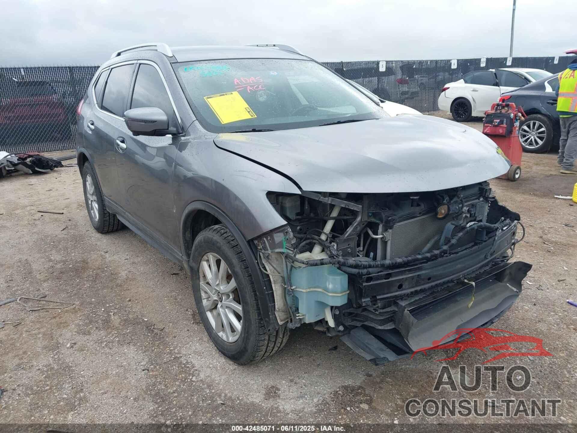 NISSAN ROGUE 2018 - KNMAT2MV5JP527070