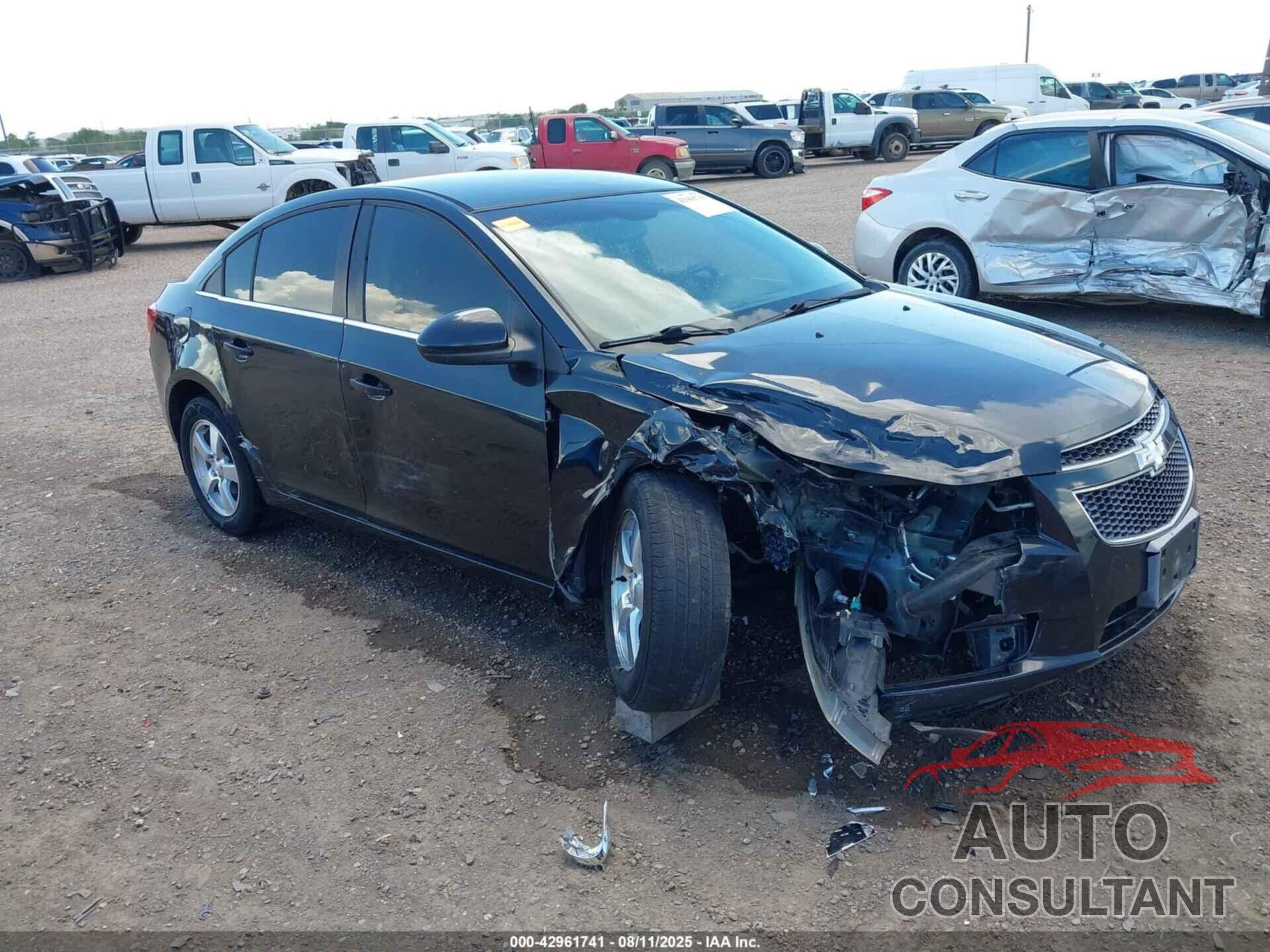 CHEVROLET CRUZE 2013 - 1G1PC5SB6D7284046