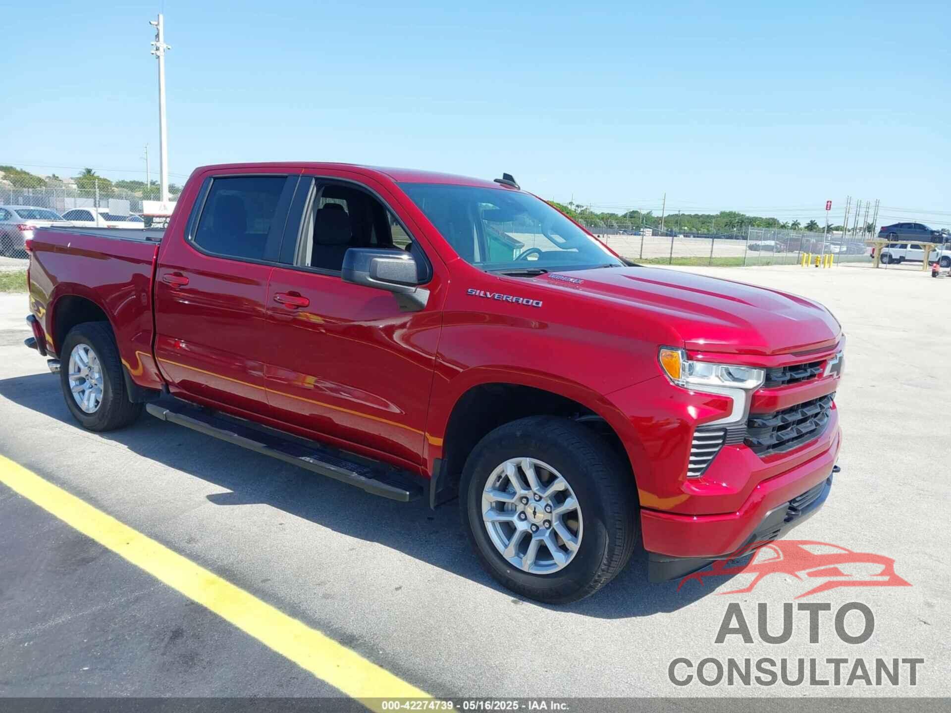 CHEVROLET SILVERADO 1500 2023 - 1GCPADE87PZ333092