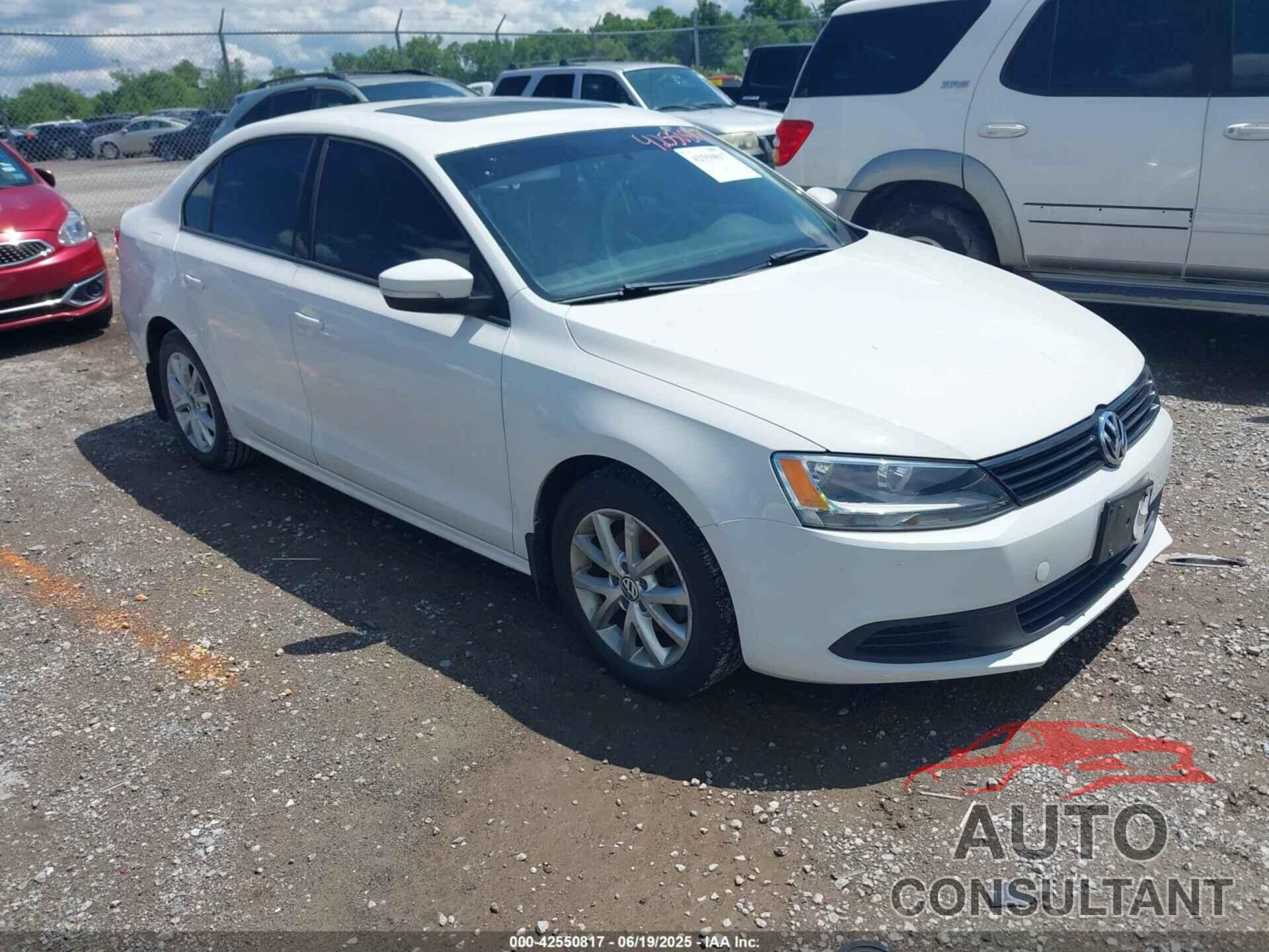 VOLKSWAGEN JETTA 2011 - 3VWBZ7AJ4BM395991