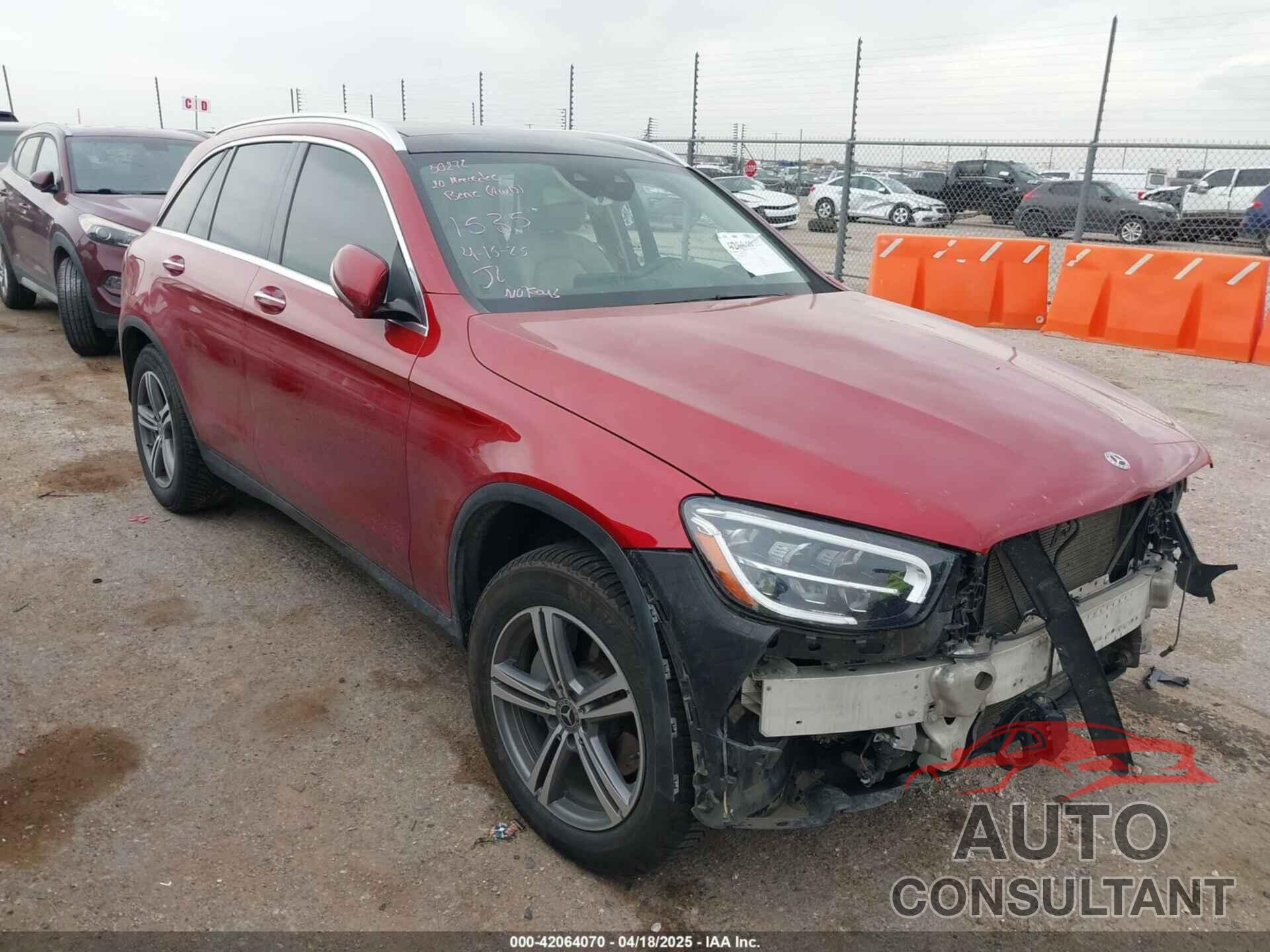 MERCEDES-BENZ GLC 300 2020 - W1N0G8EB8LF761535