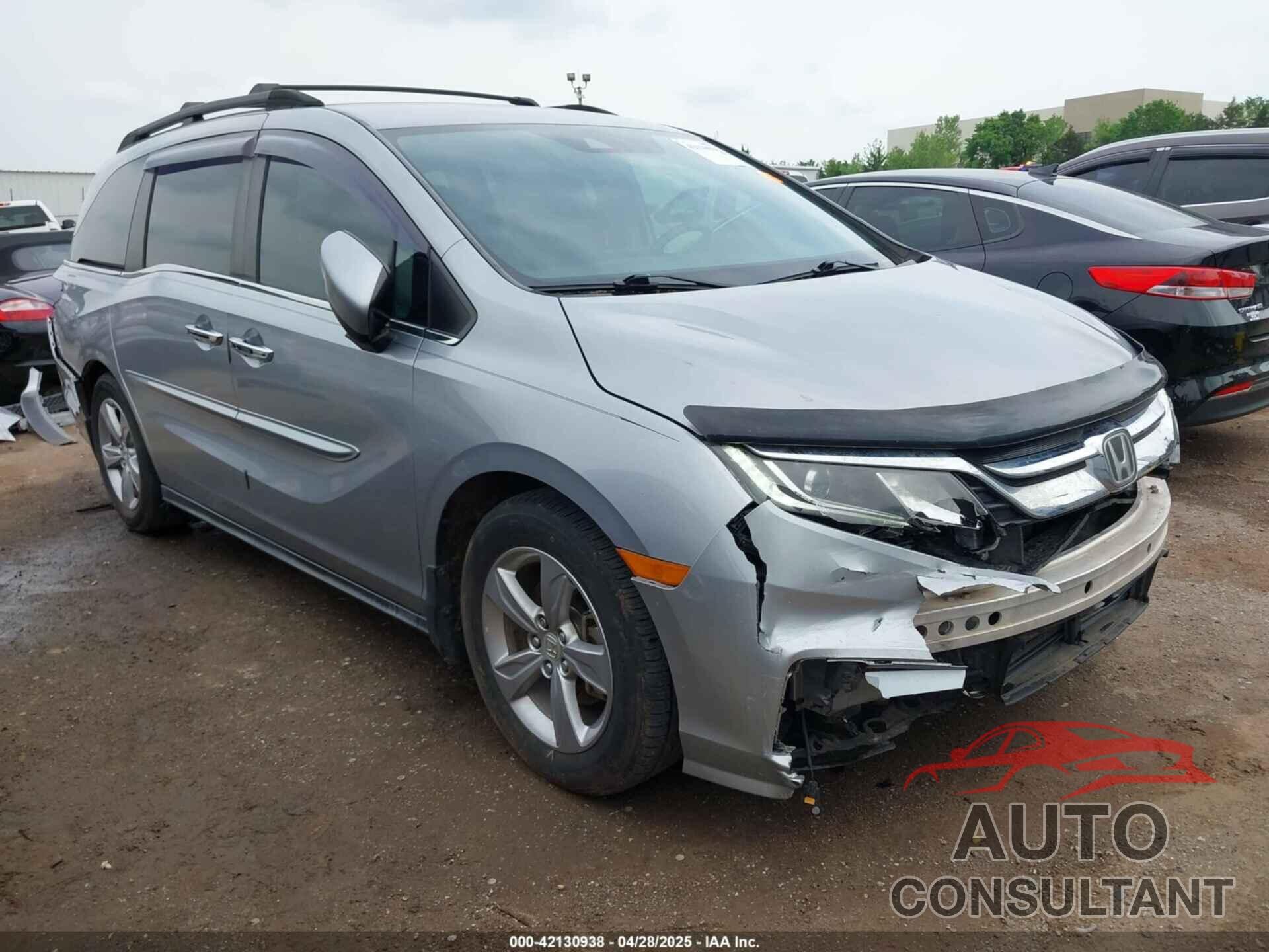 HONDA ODYSSEY 2018 - 5FNRL6H50JB064253