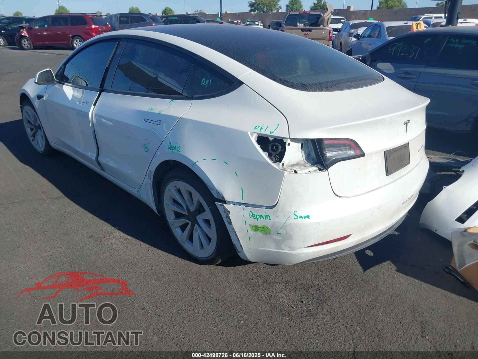 TESLA MODEL 3 2021 - 5YJ3E1EB8MF005923