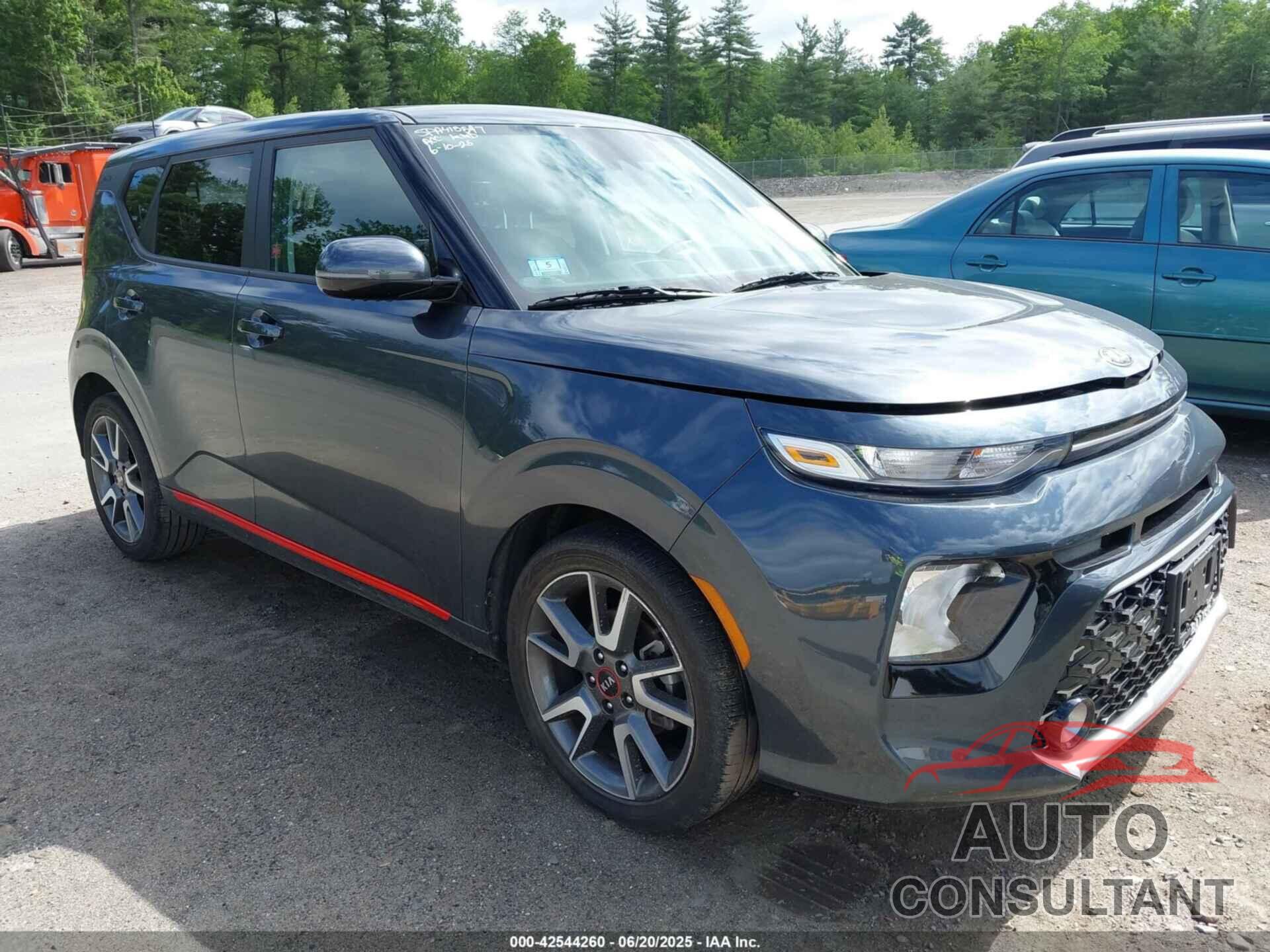 KIA SOUL 2021 - KNDJ63AU3M7759647