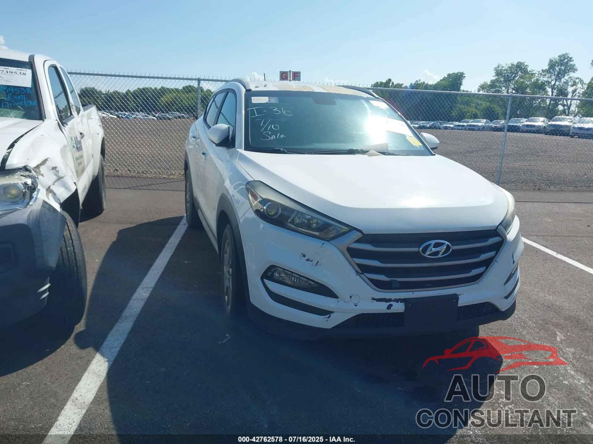 HYUNDAI TUCSON 2017 - KM8J33A48HU432690