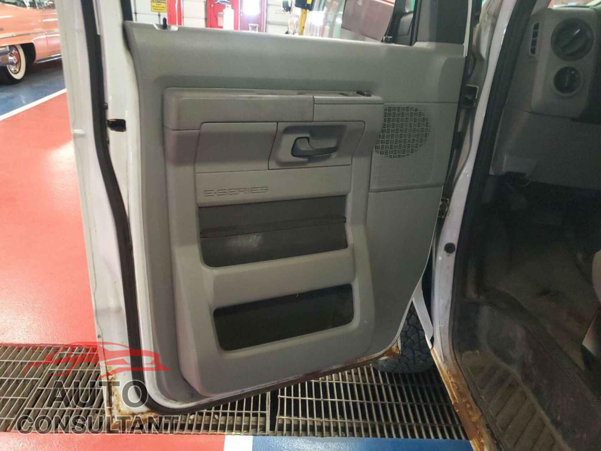 FORD ECONOLINE 2013 - 1FTNE2EL2DDB27613