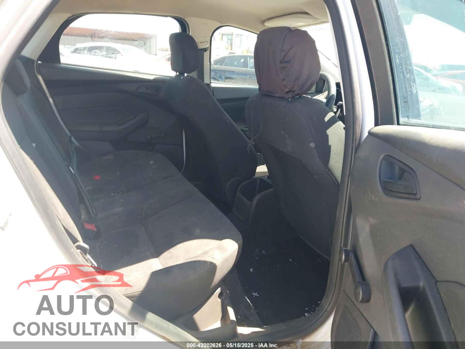 FORD FOCUS 2017 - 1FADP3E27HL284980