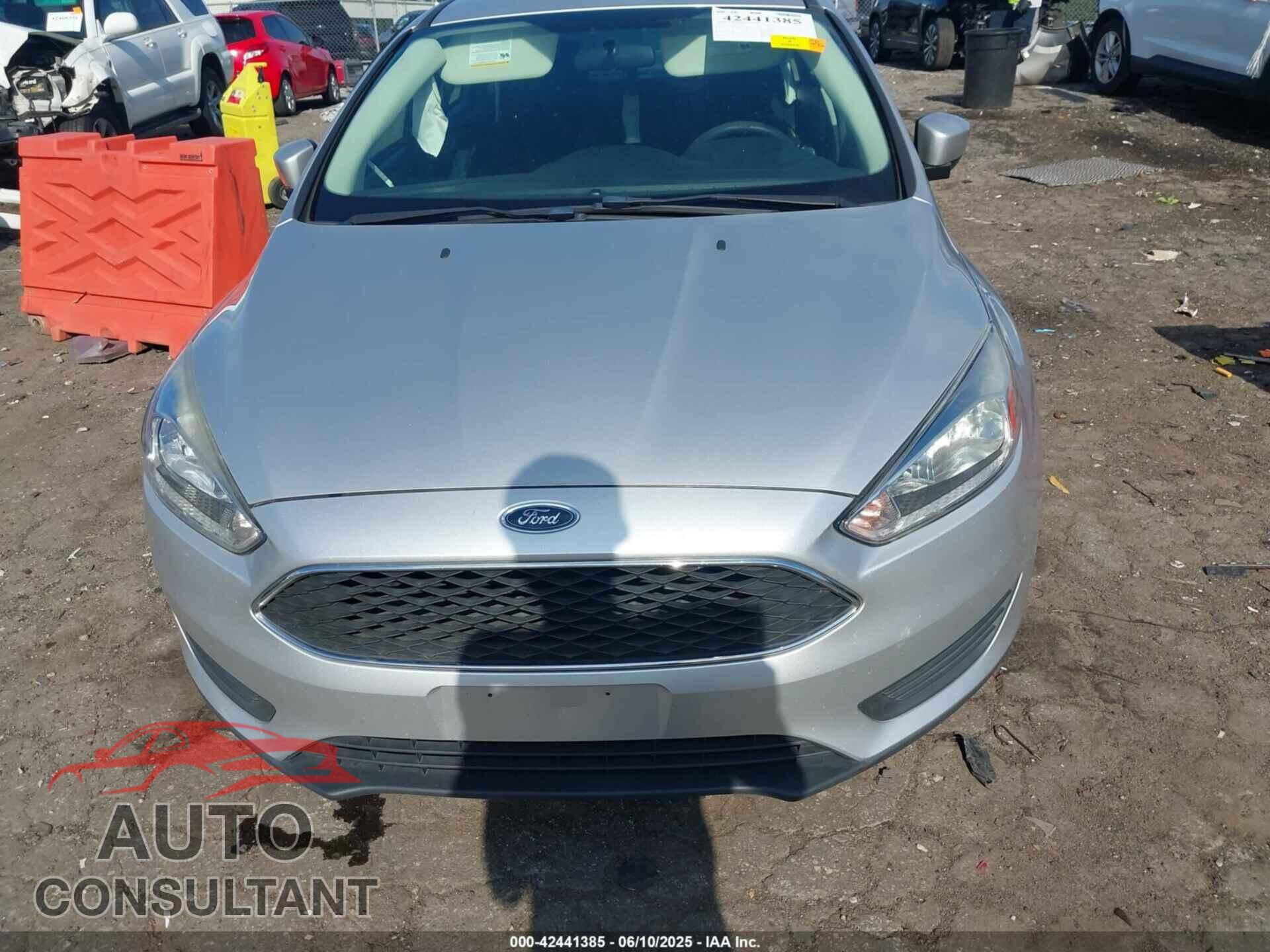 FORD FOCUS 2018 - 1FADP3F28JL300155