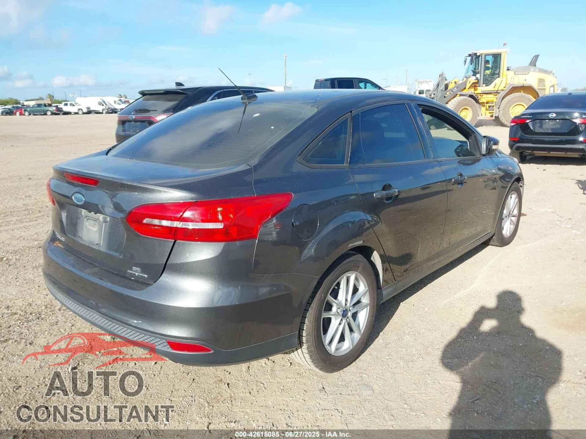 FORD FOCUS 2016 - 1FADP3F26GL314872