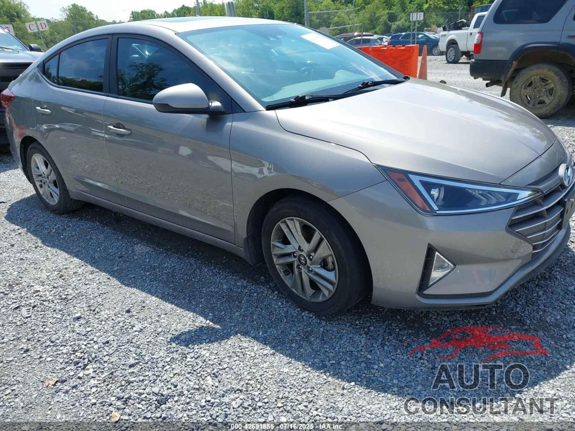 HYUNDAI ELANTRA 2020 - KMHD84LF9LU897703