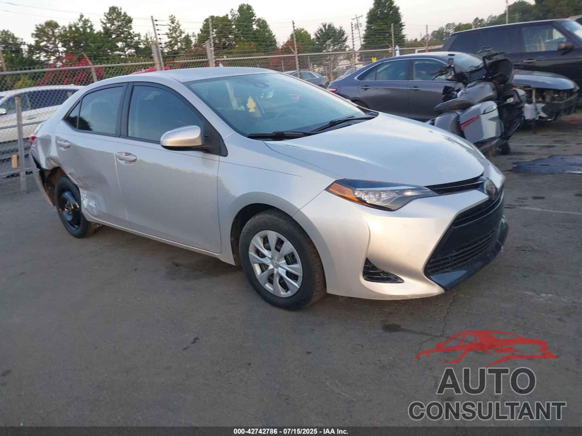 TOYOTA COROLLA 2017 - 2T1BURHE9HC821424