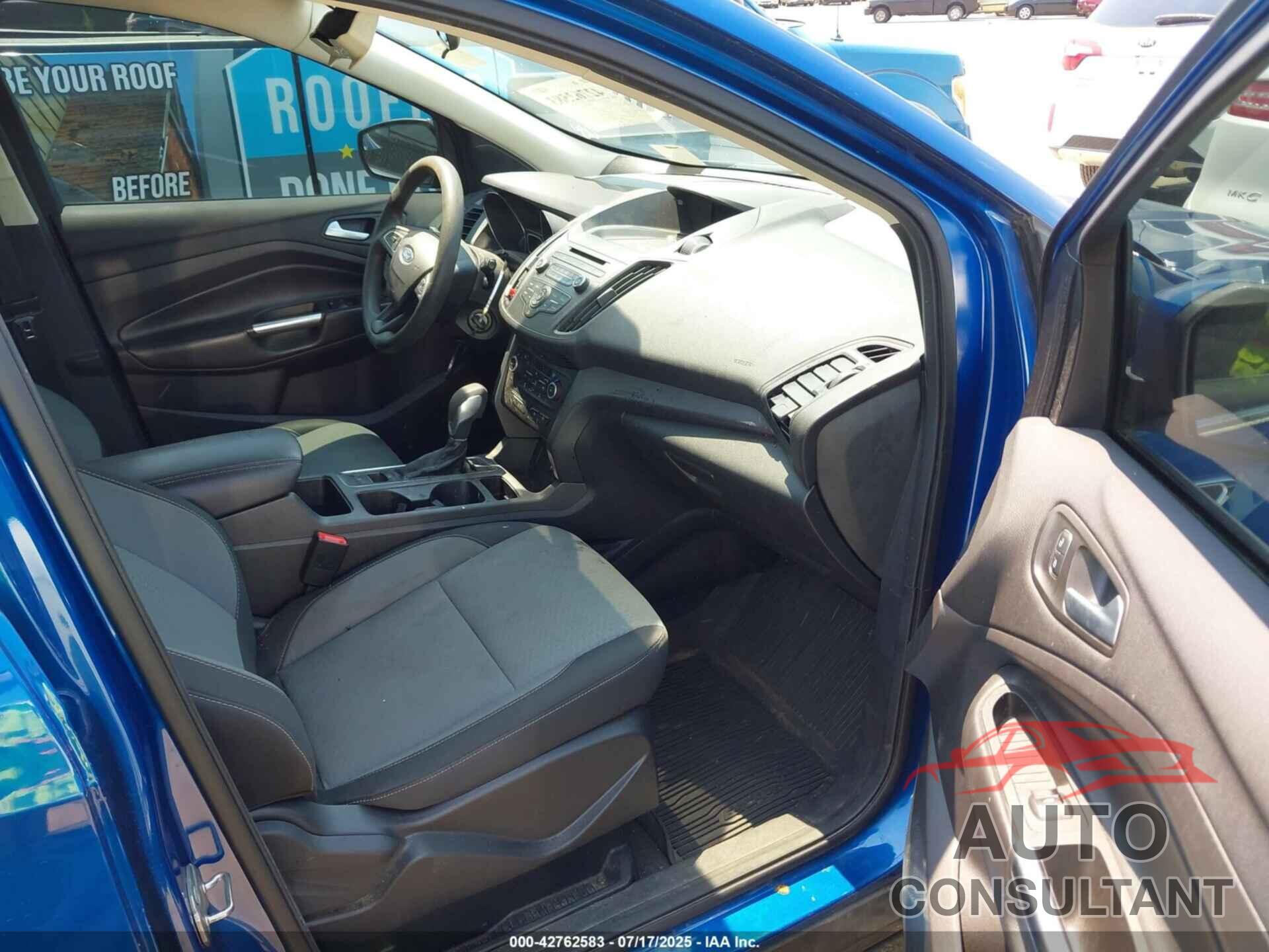 FORD ESCAPE 2018 - 1FMCU0GD7JUD35630