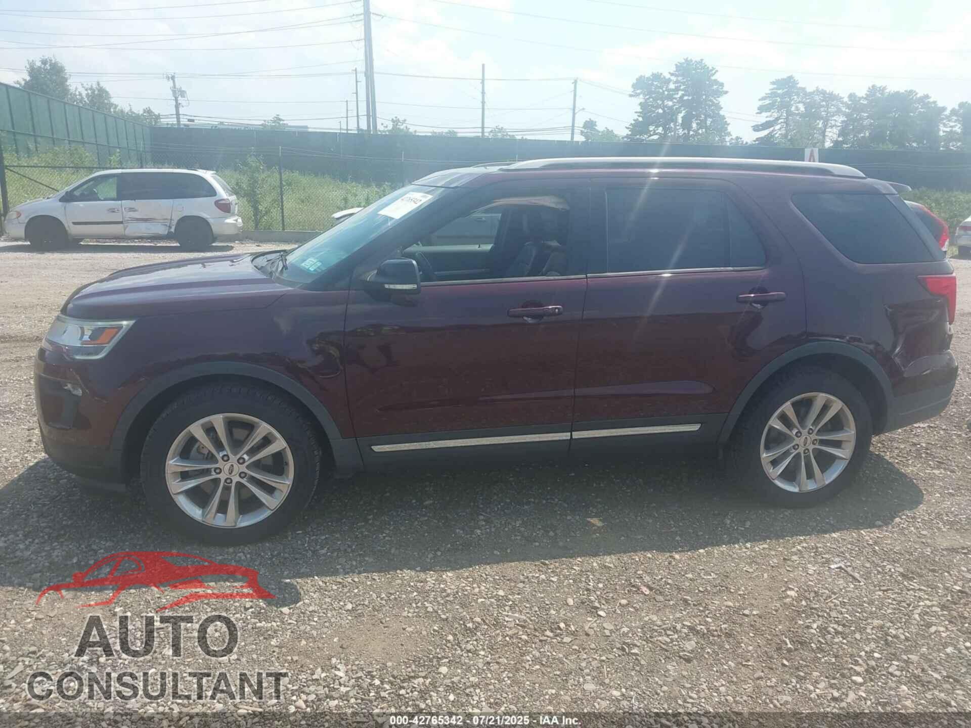 FORD EXPLORER 2018 - 1FM5K8D82JGB82903