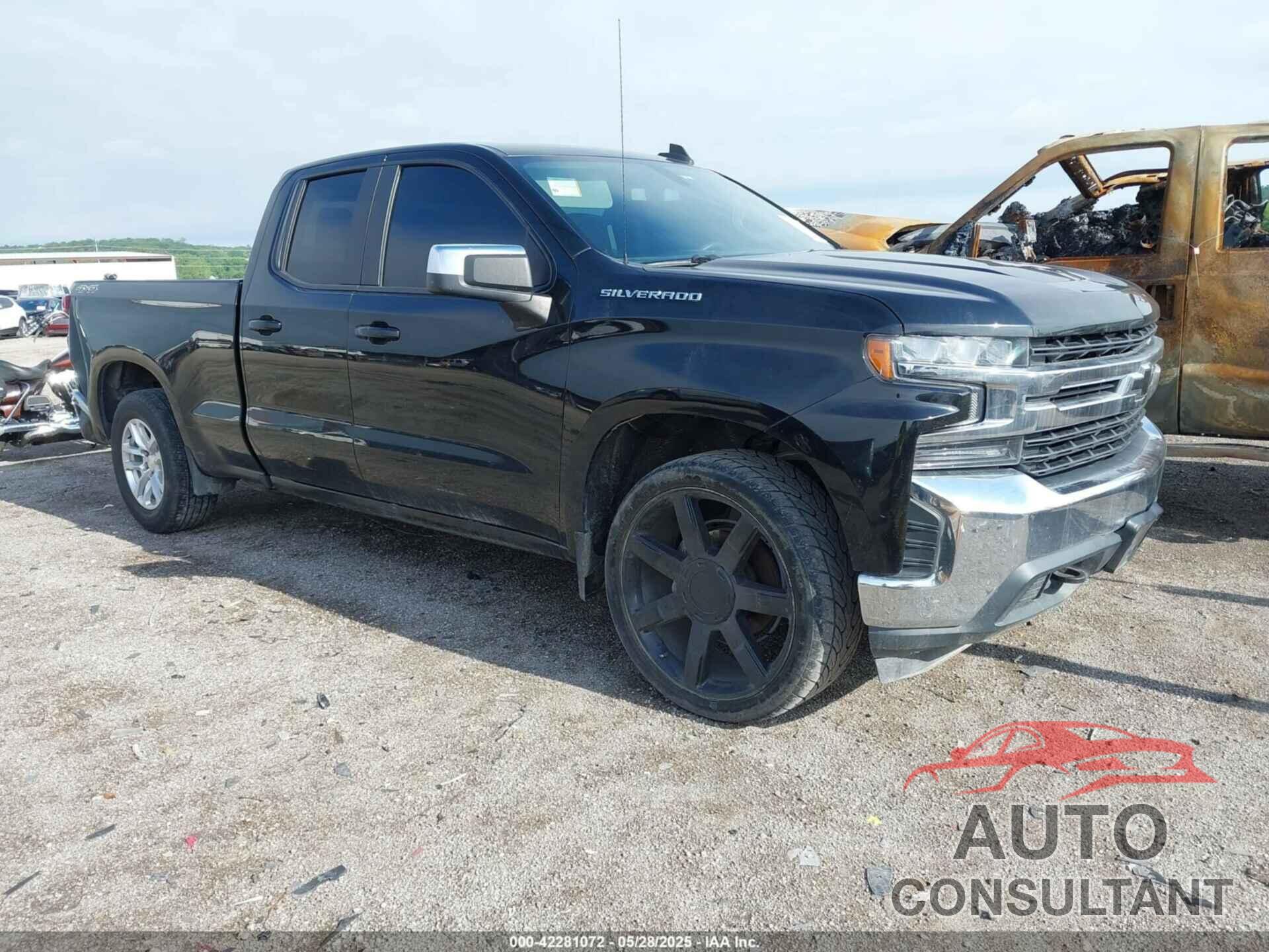 CHEVROLET SILVERADO 1500 2020 - 1GCRYDED9LZ251134
