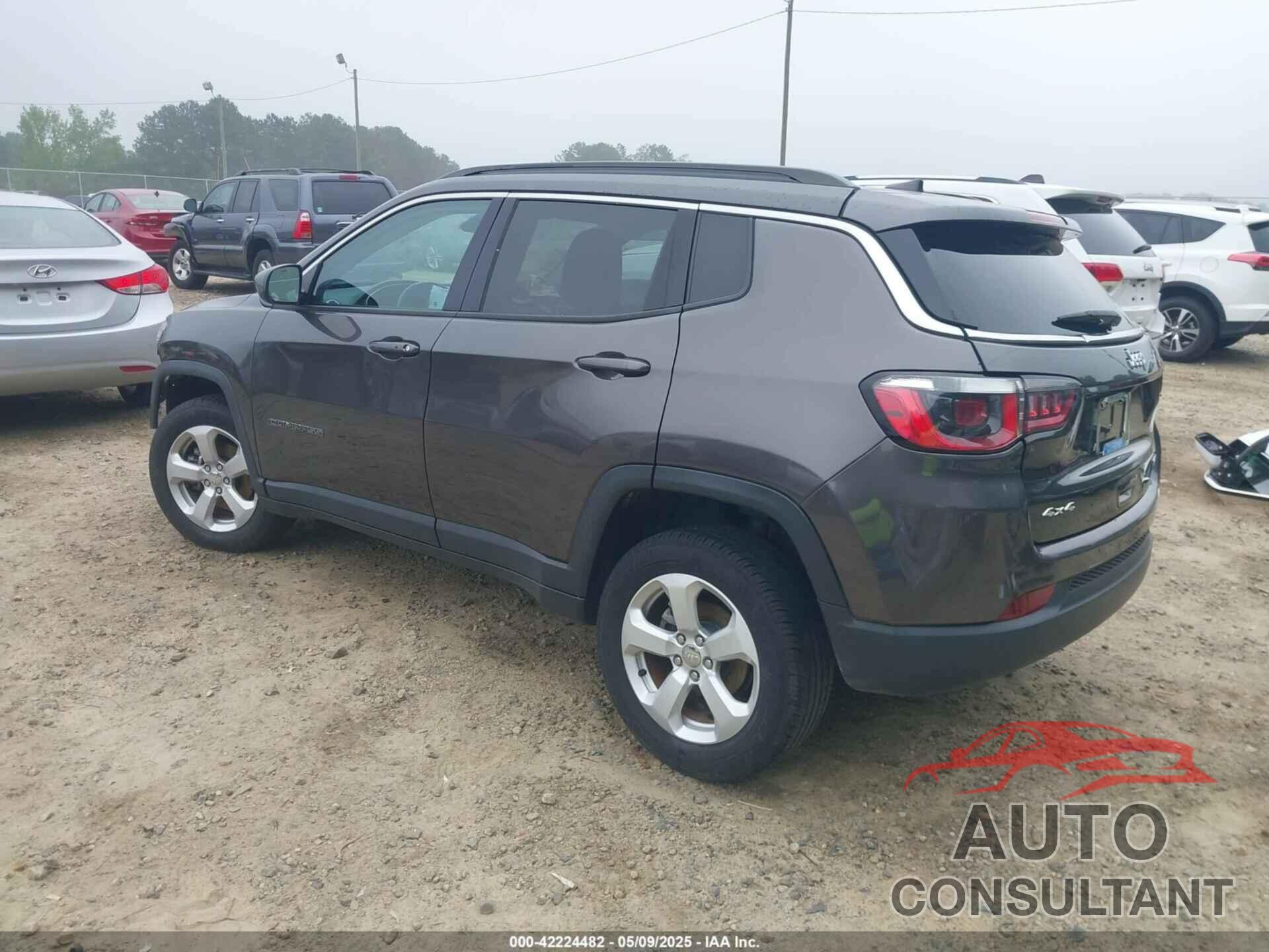 JEEP COMPASS 2019 - 3C4NJDBB8KT748588