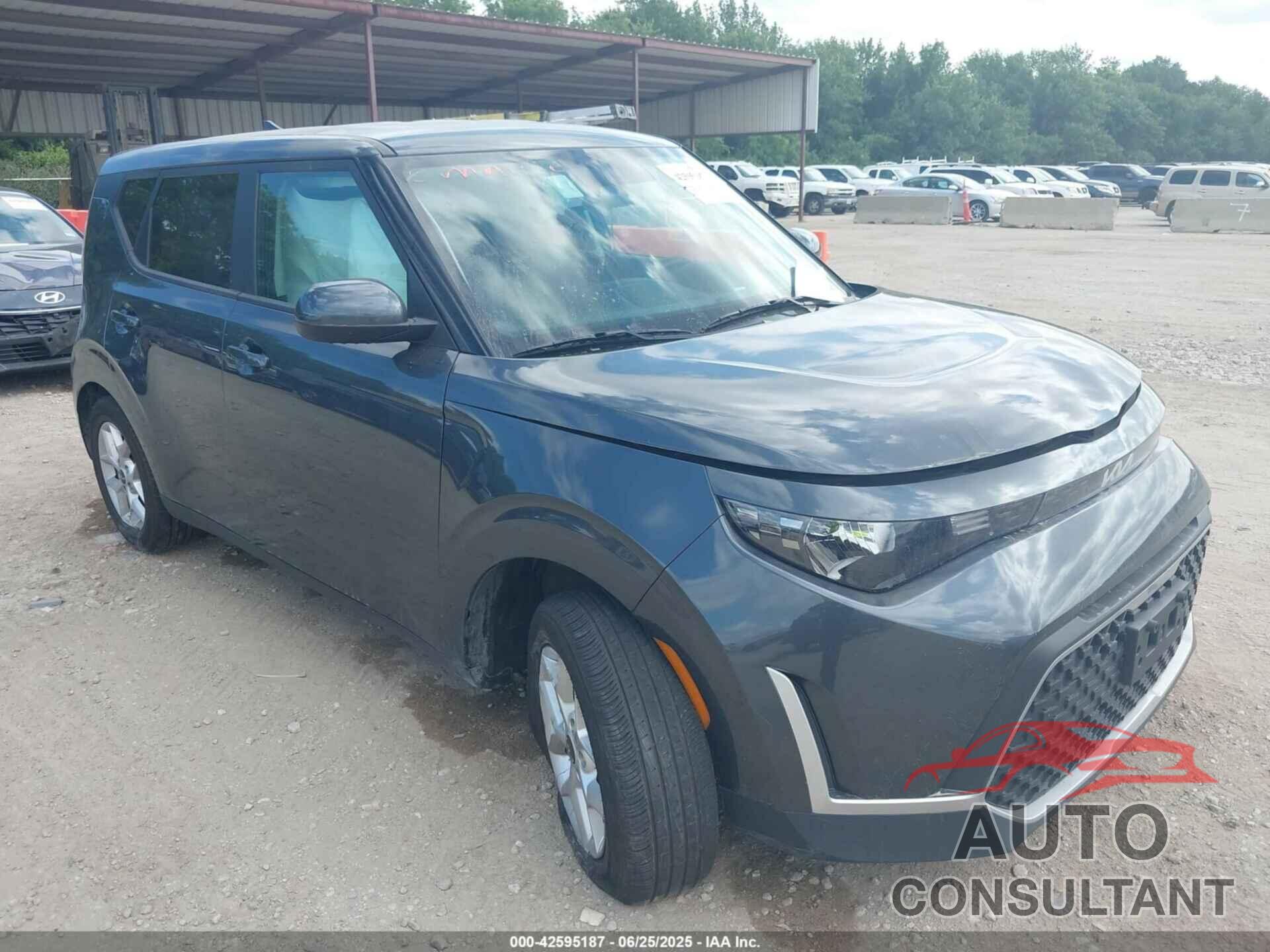 KIA SOUL 2023 - KNDJ23AU9P7884331
