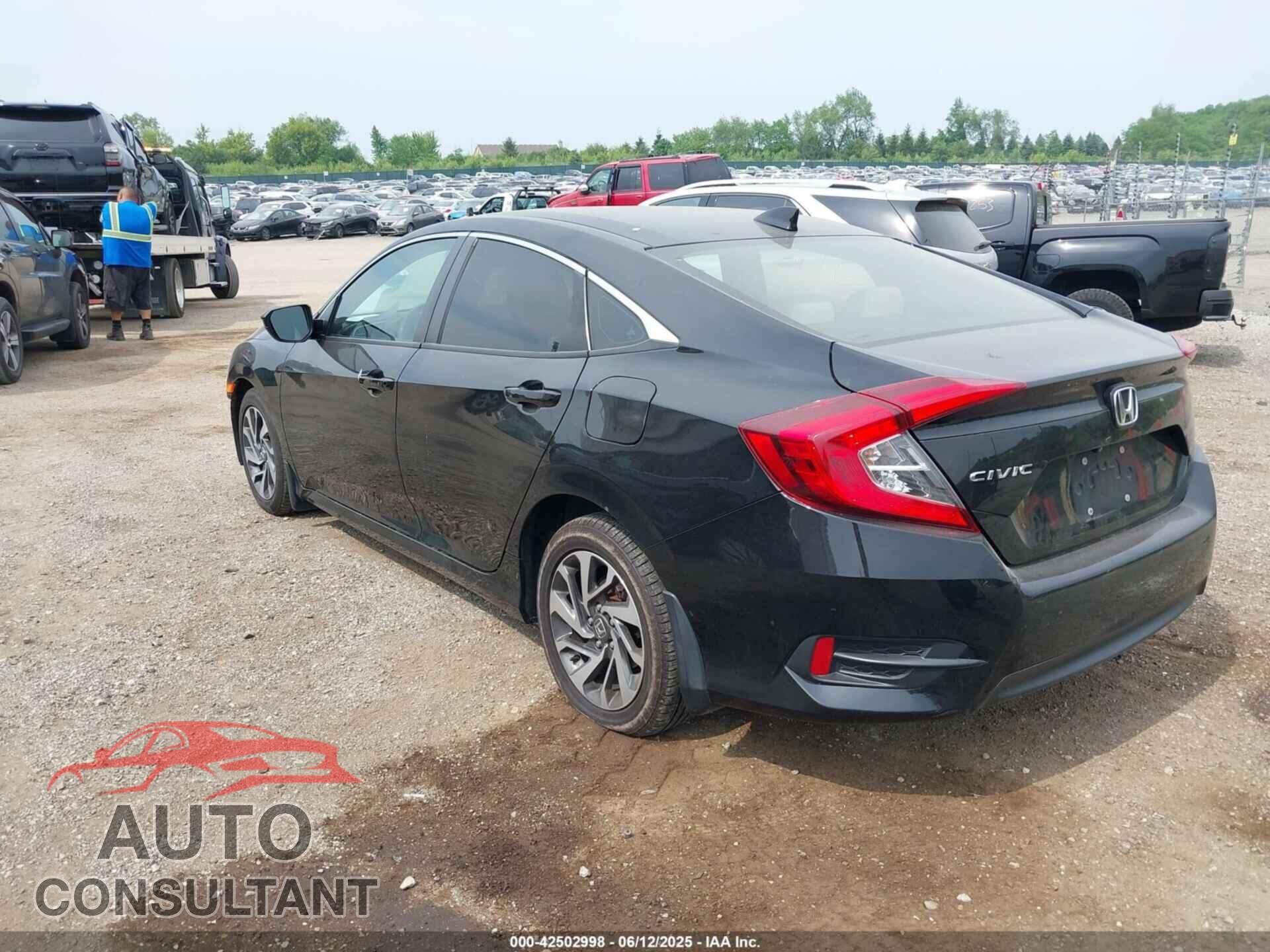 HONDA CIVIC 2017 - 19XFC2F74HE013418