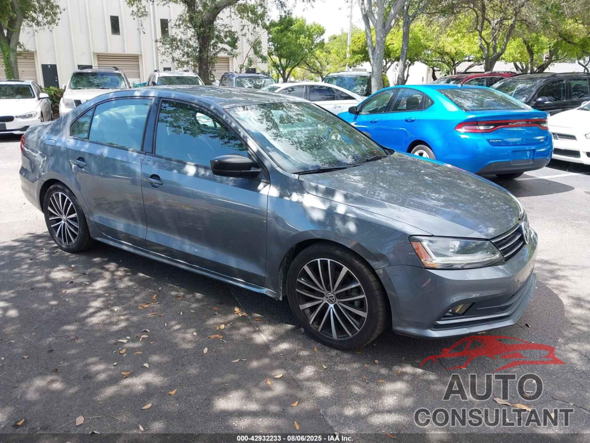 VOLKSWAGEN JETTA 2017 - 3VWD17AJ9HM302889