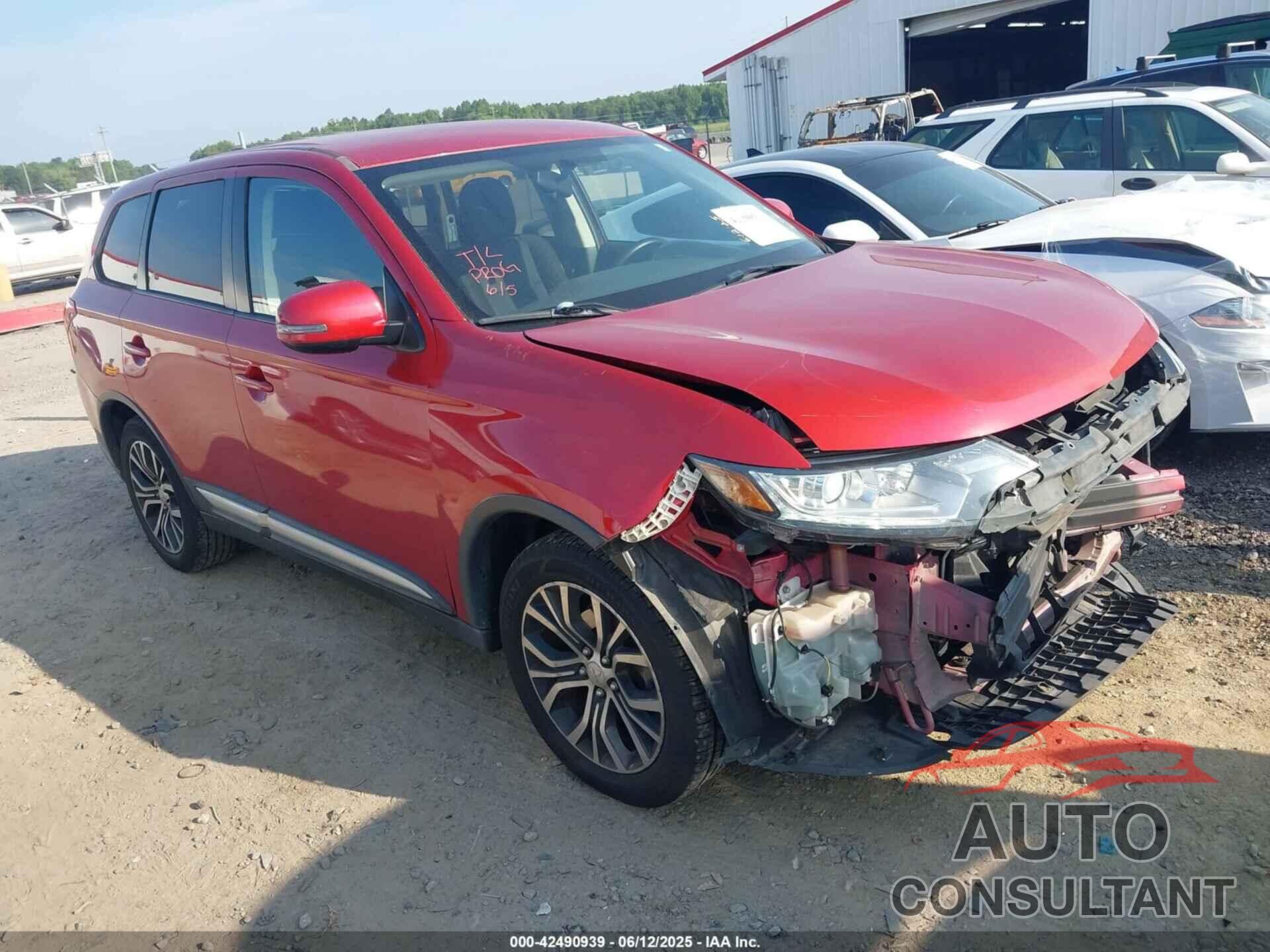 MITSUBISHI OUTLANDER 2017 - JA4AD3A31HZ020469