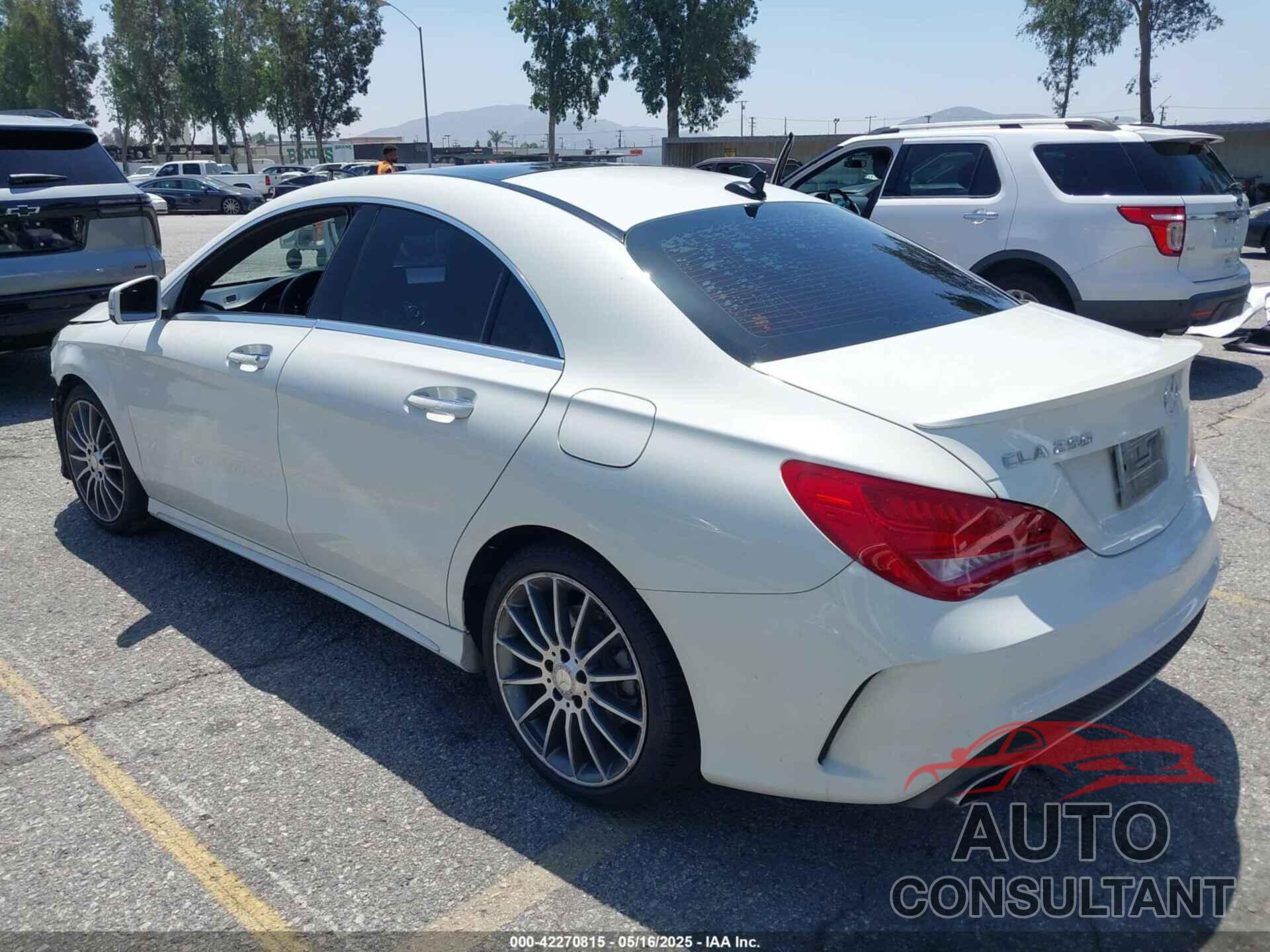 MERCEDES-BENZ CLA 250 2016 - WDDSJ4EB2GN333956