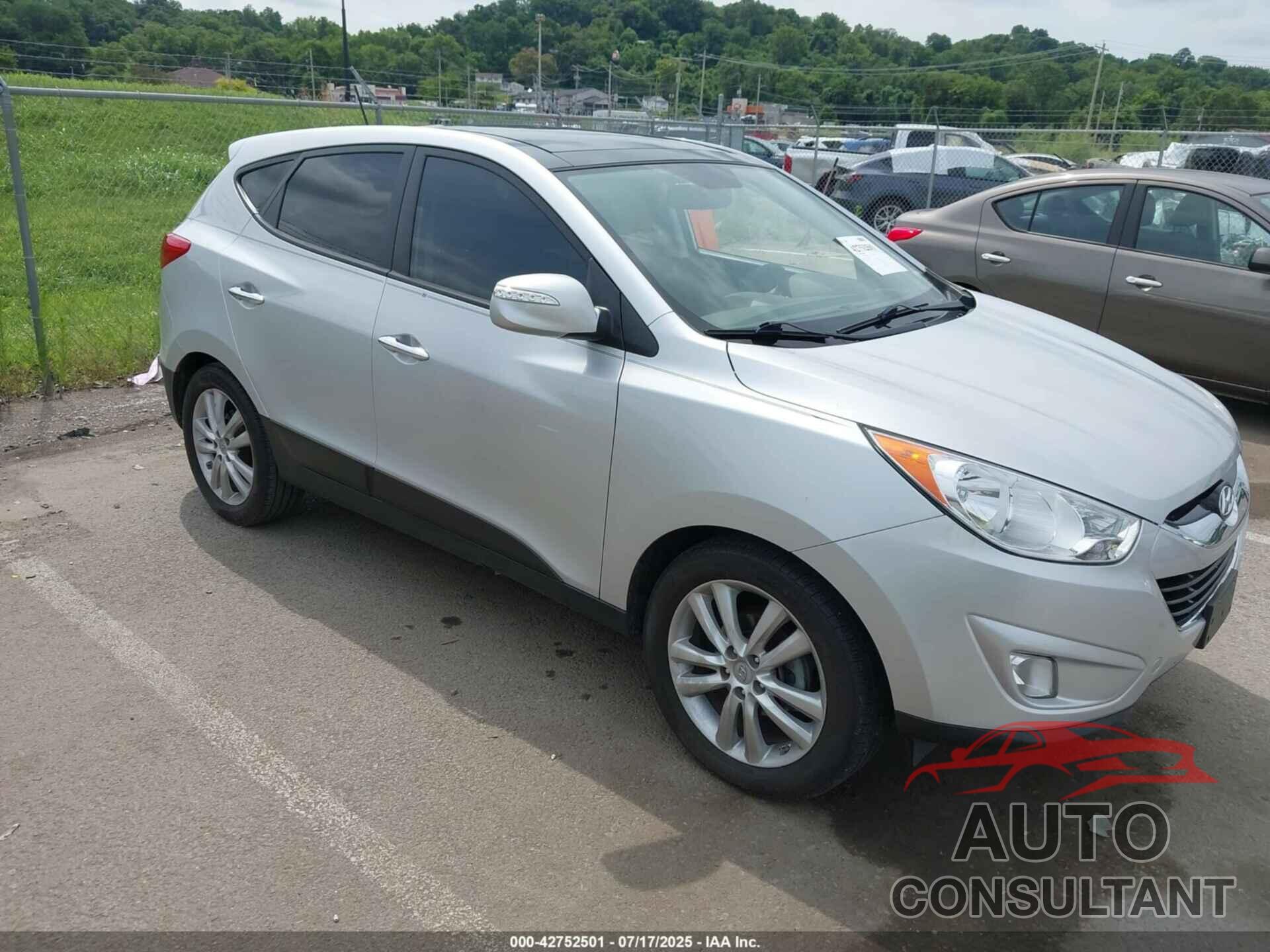 HYUNDAI TUCSON 2011 - KM8JU3AC6BU222519