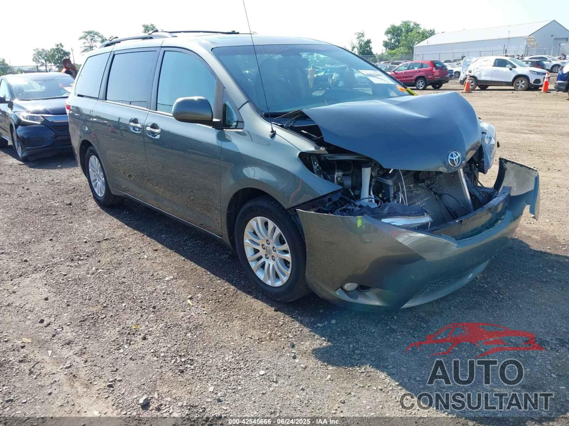 TOYOTA SIENNA 2014 - 5TDYK3DC6ES414892