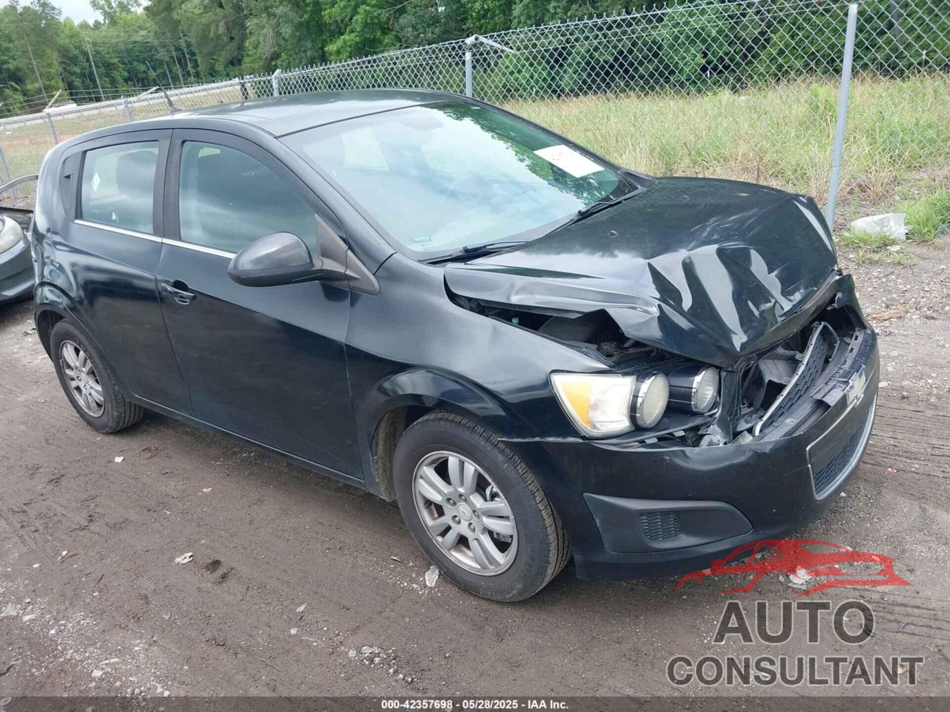 CHEVROLET SONIC 2012 - 1G1JC6SH2C4167936