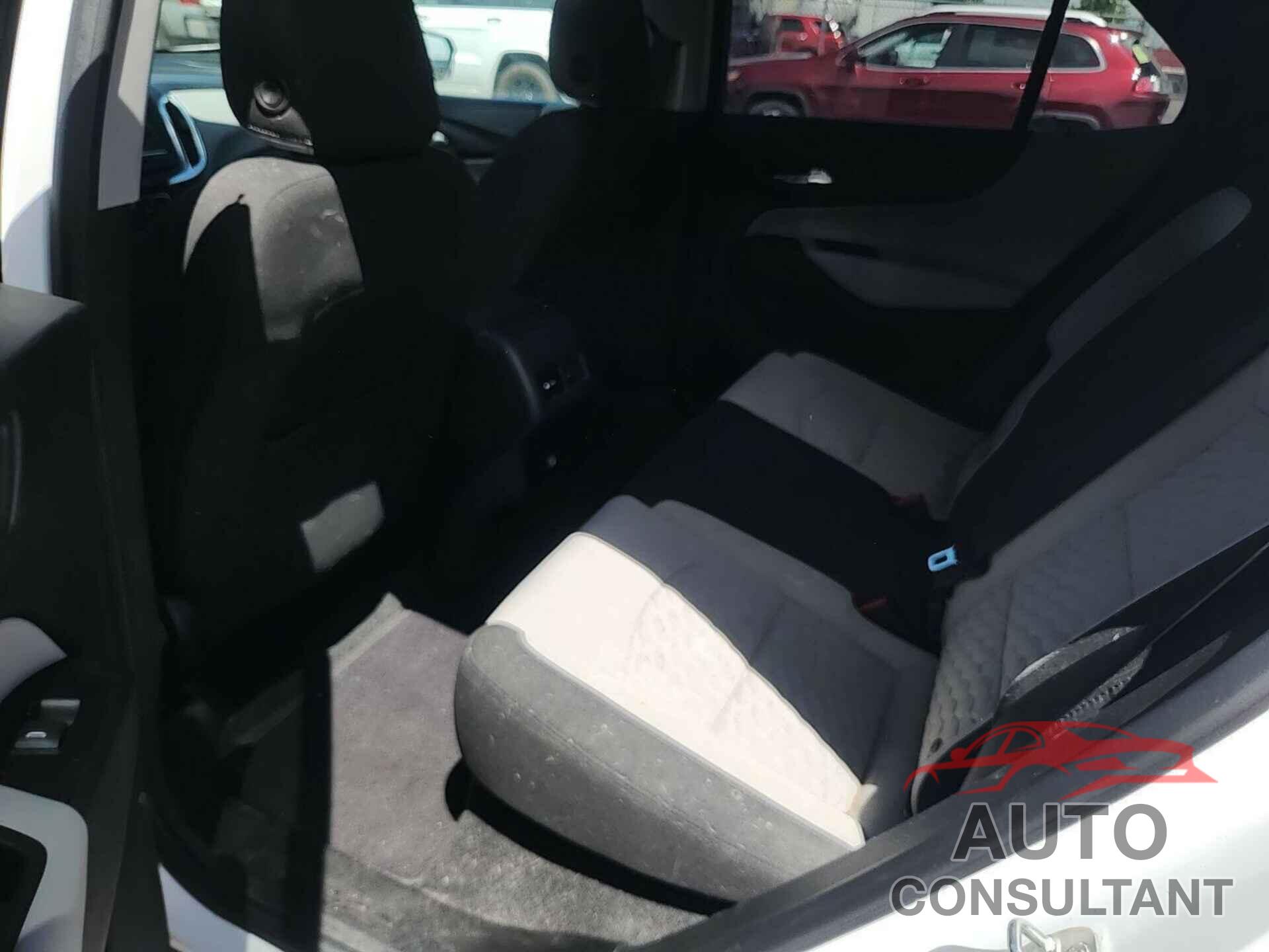 CHEVROLET EQUINOX 2018 - 2GNAXREVXJ6316496