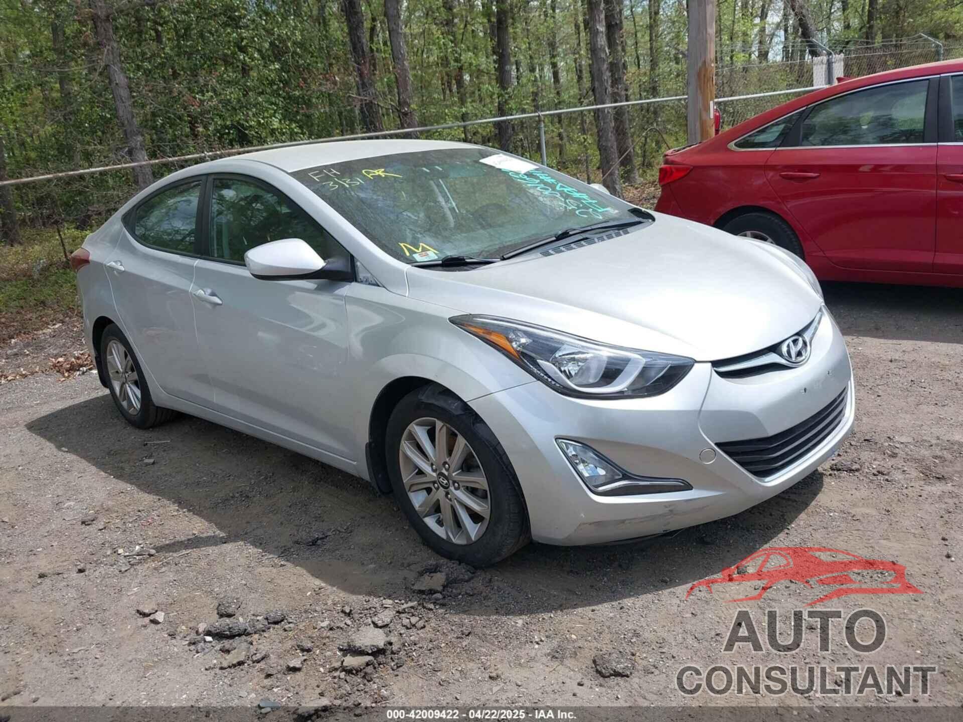 HYUNDAI ELANTRA 2016 - KMHDH4AEXGU487900