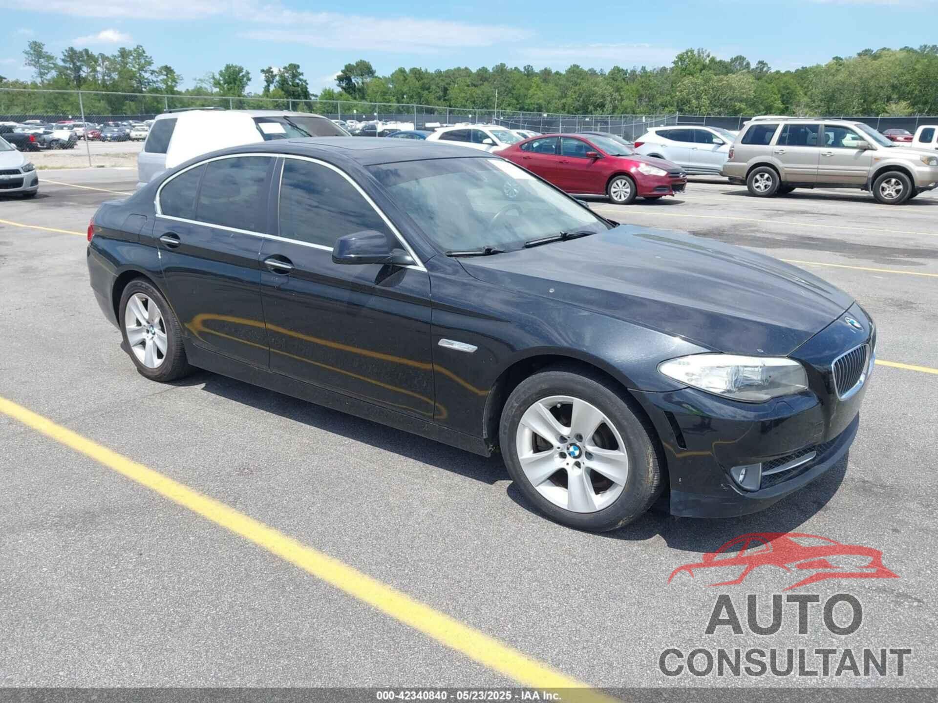 BMW 528I 2013 - WBAXH5C54DDW15982