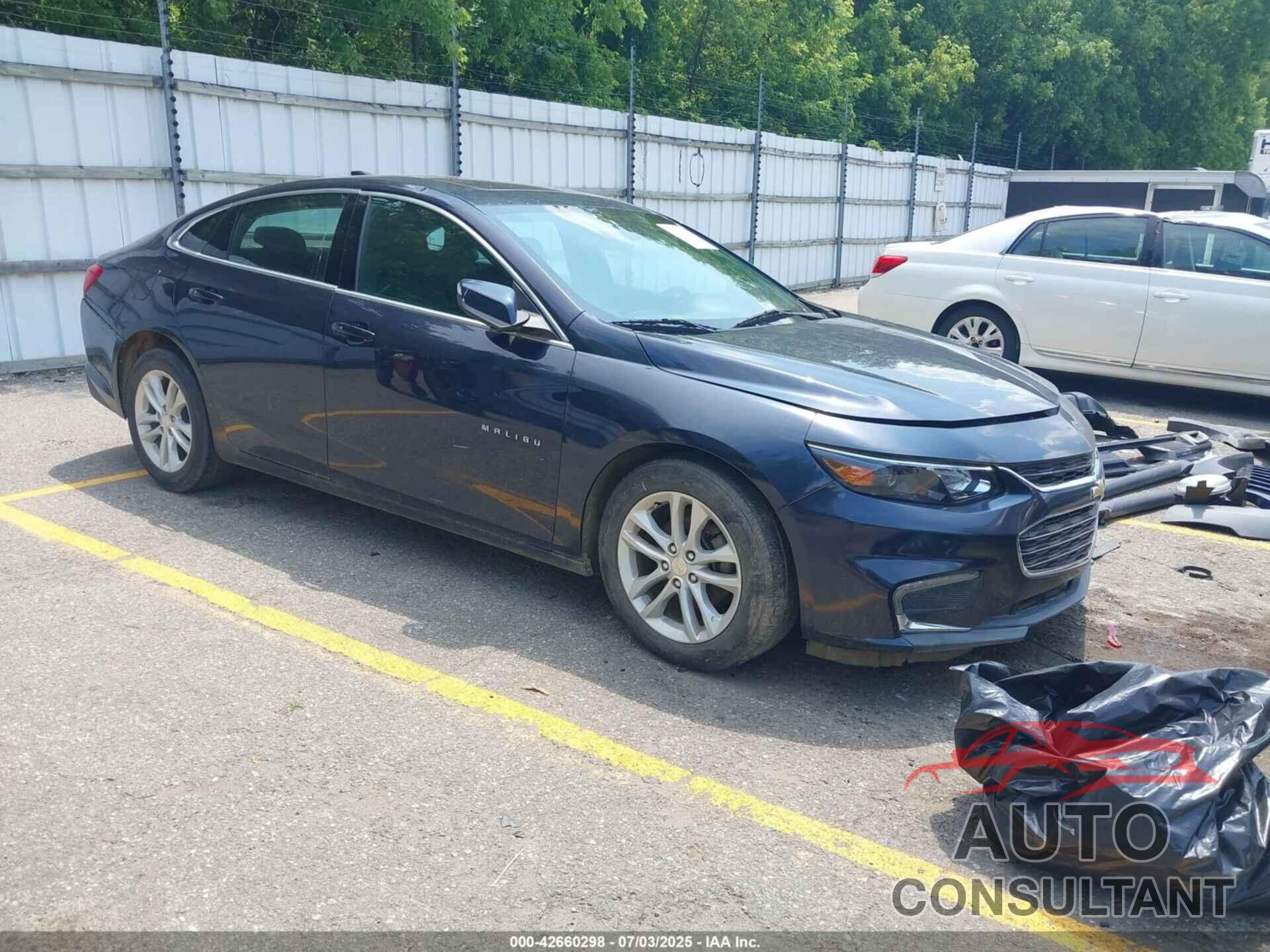 CHEVROLET MALIBU 2018 - 1G1ZD5ST5JF154212