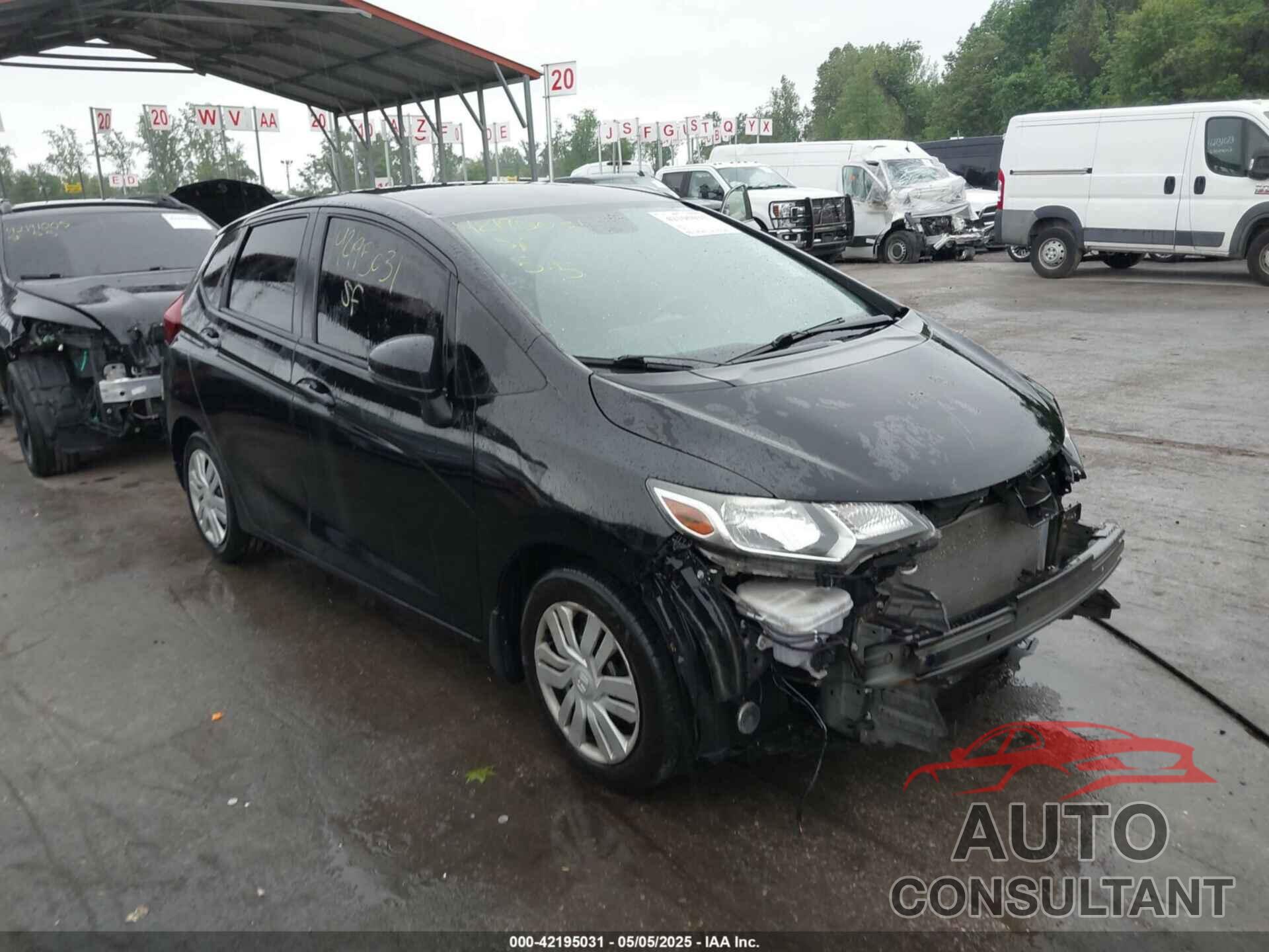 HONDA FIT 2016 - JHMGK5H57GS008888