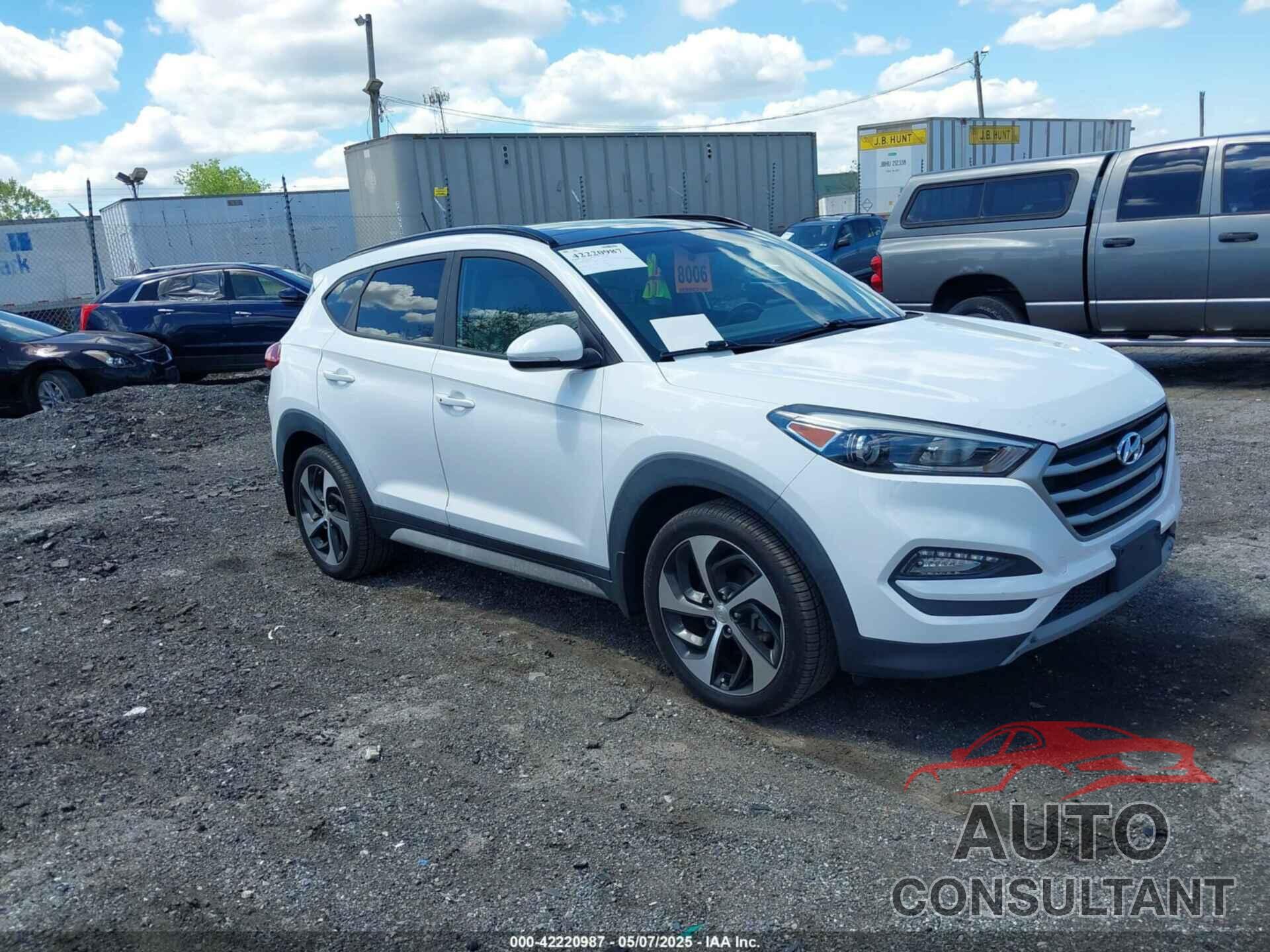 HYUNDAI TUCSON 2017 - KM8J3CA20HU570075