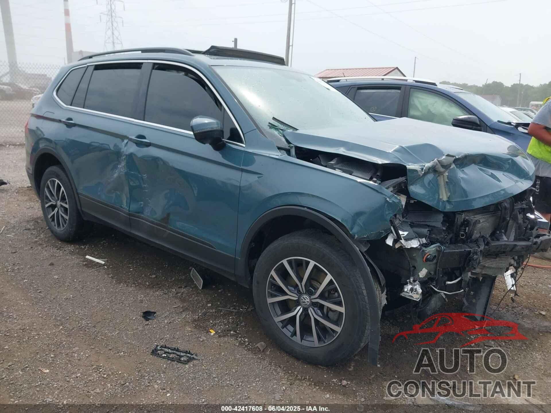 VOLKSWAGEN TIGUAN 2019 - 3VV2B7AX8KM095836