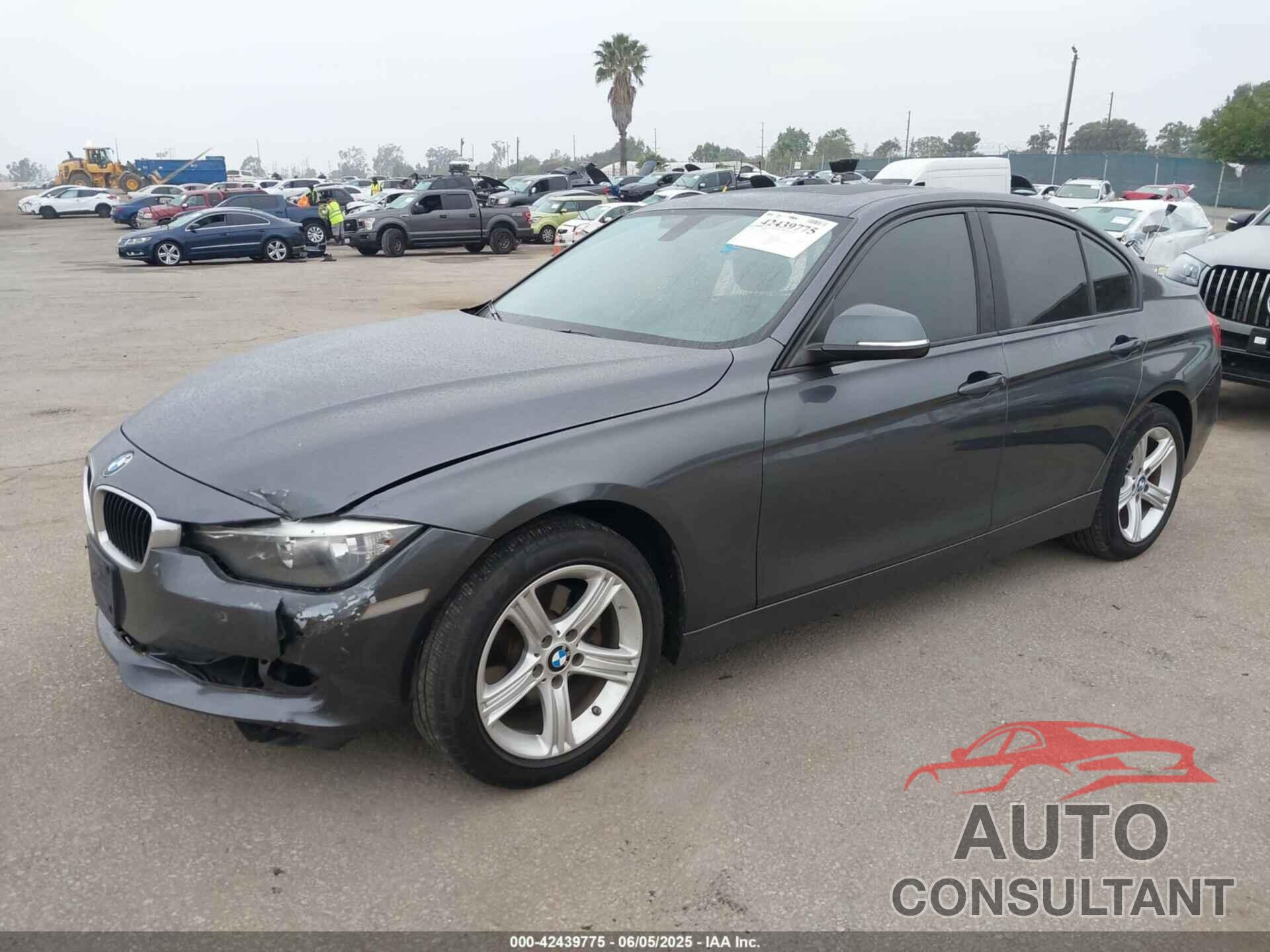 BMW 328I 2015 - WBA3C1C5XFK123459