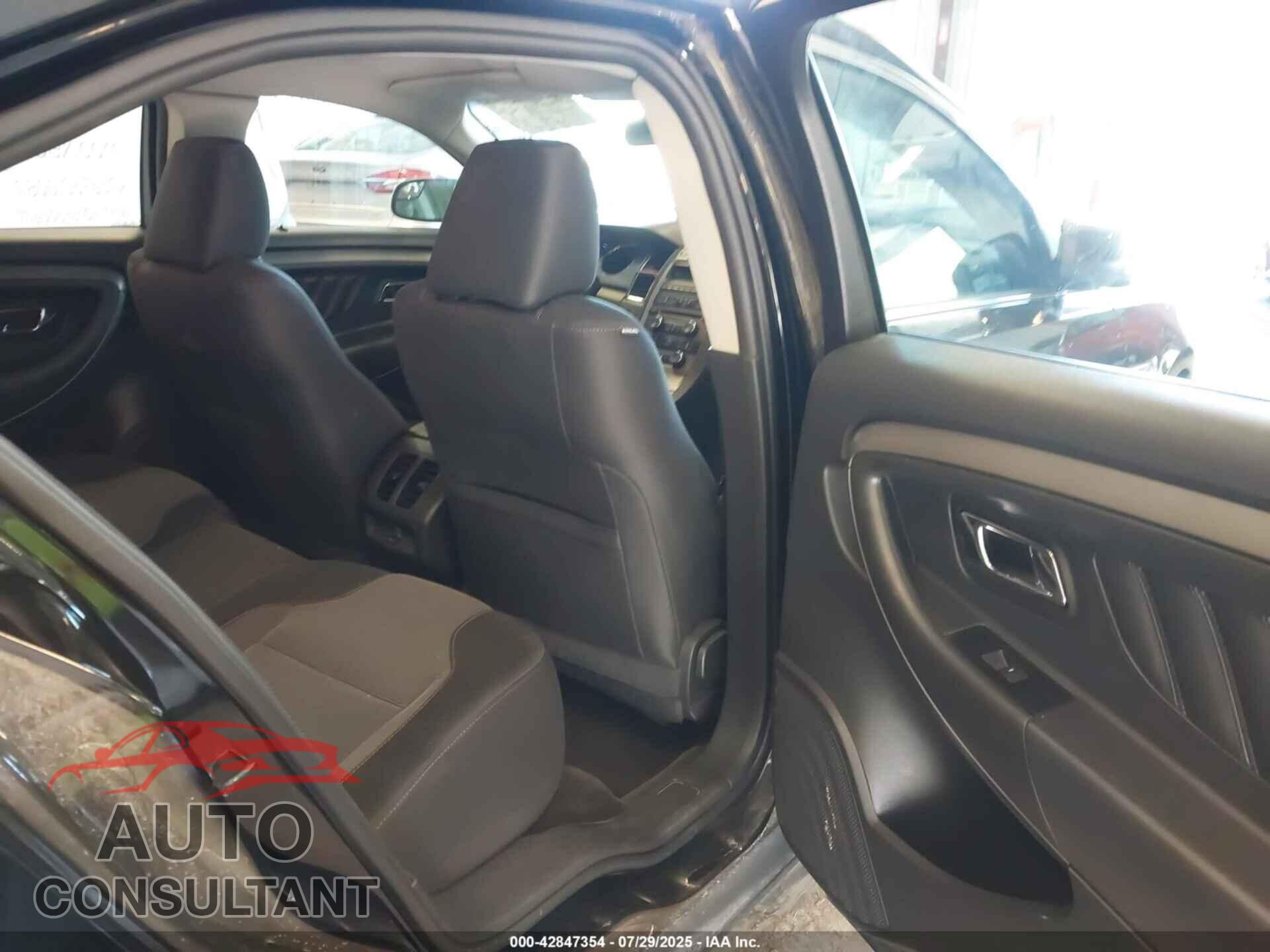 FORD TAURUS 2012 - 1FAHP2EW3CG116706