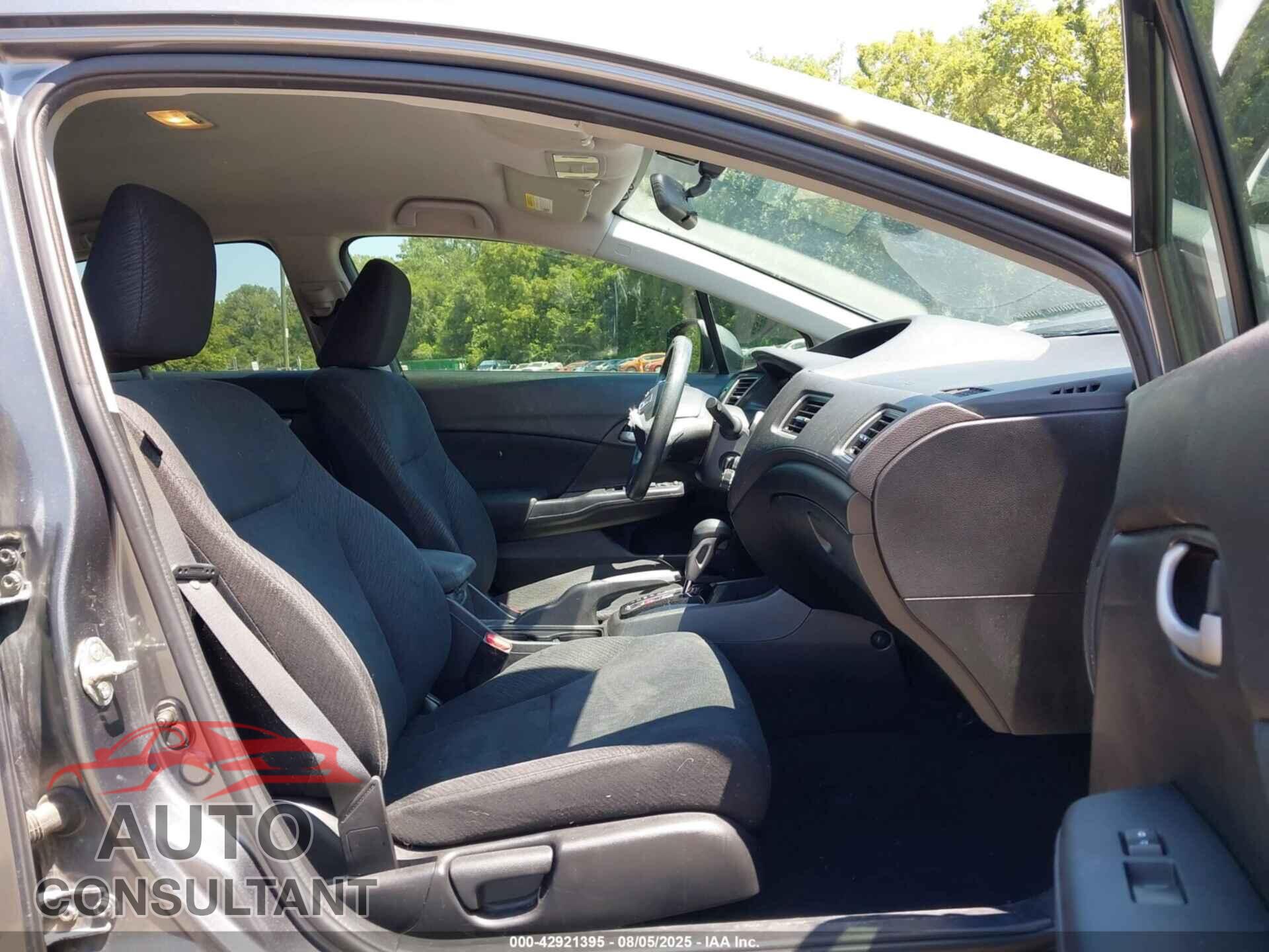 HONDA CIVIC 2013 - 19XFB2F59DE090846
