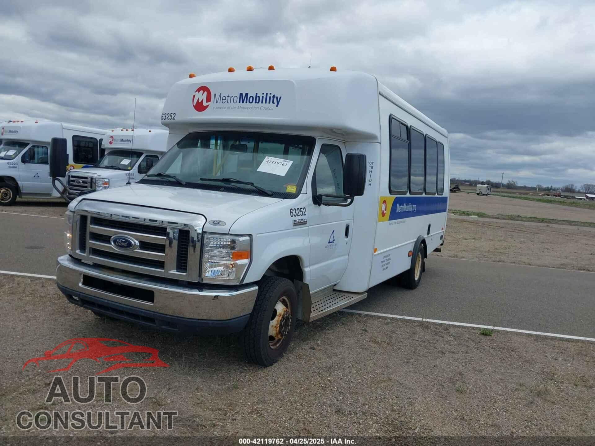 FORD E-450 CUTAWAY 2019 - 1FDFE4FS1KDC60619
