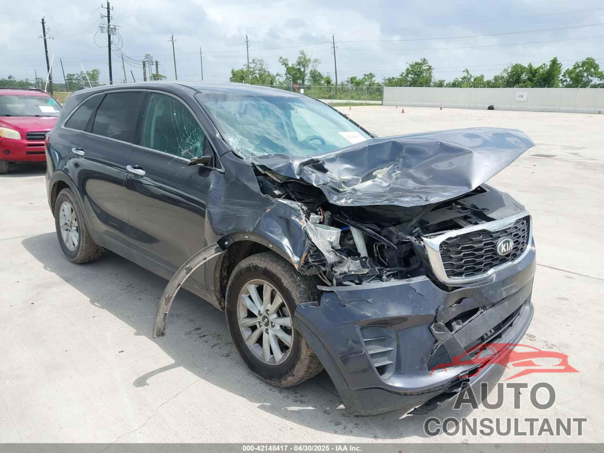 KIA SORENTO 2019 - 5XYPG4A51KG441192